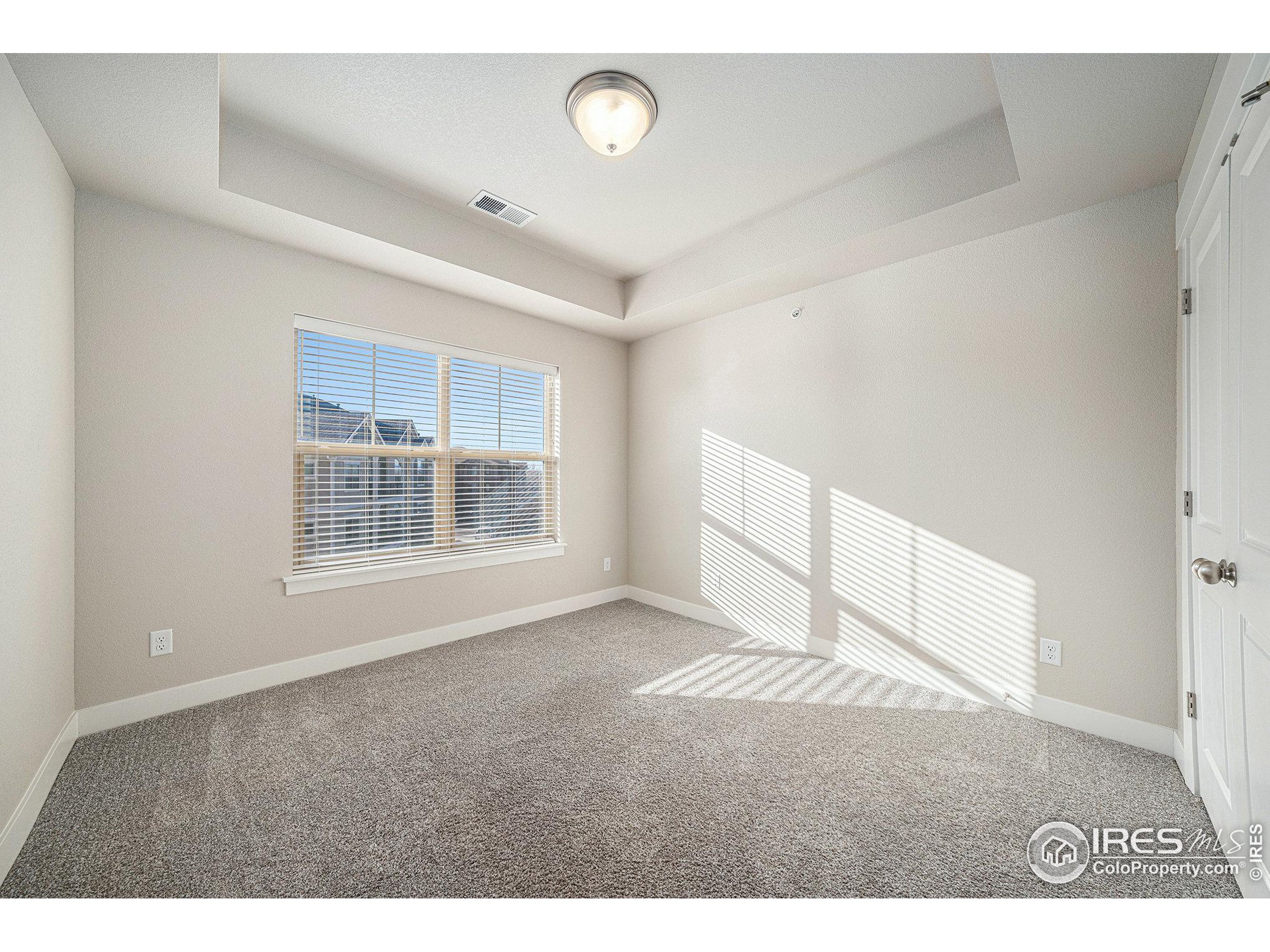 4662 Hahns Peak Dr 301