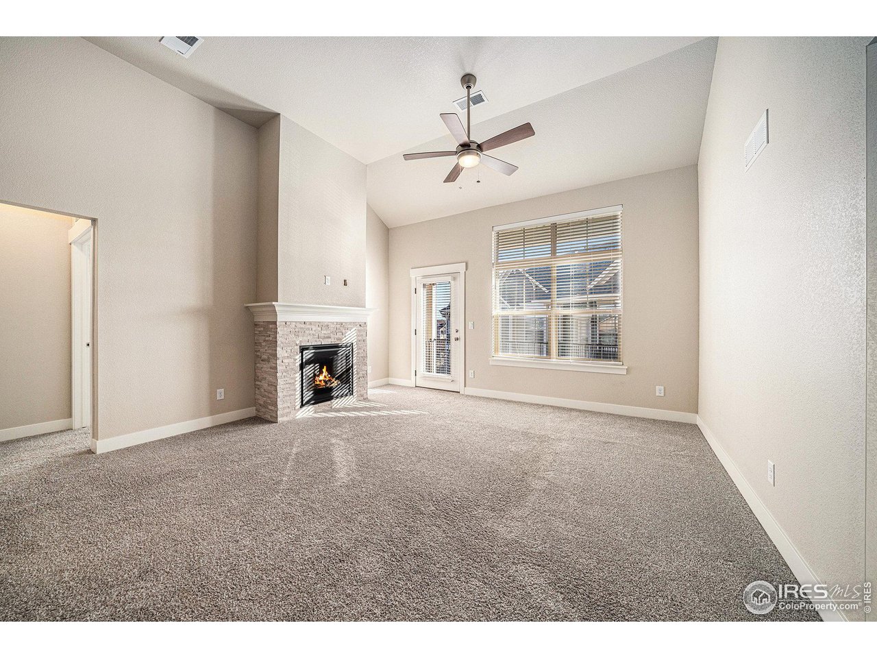 4662 Hahns Peak Dr 301