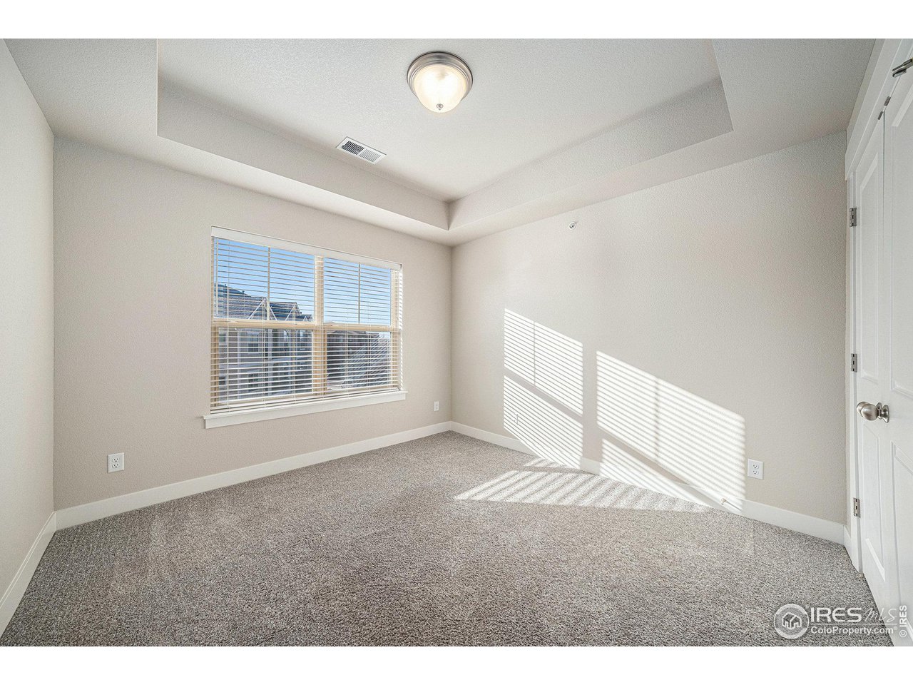 4662 Hahns Peak Dr 301