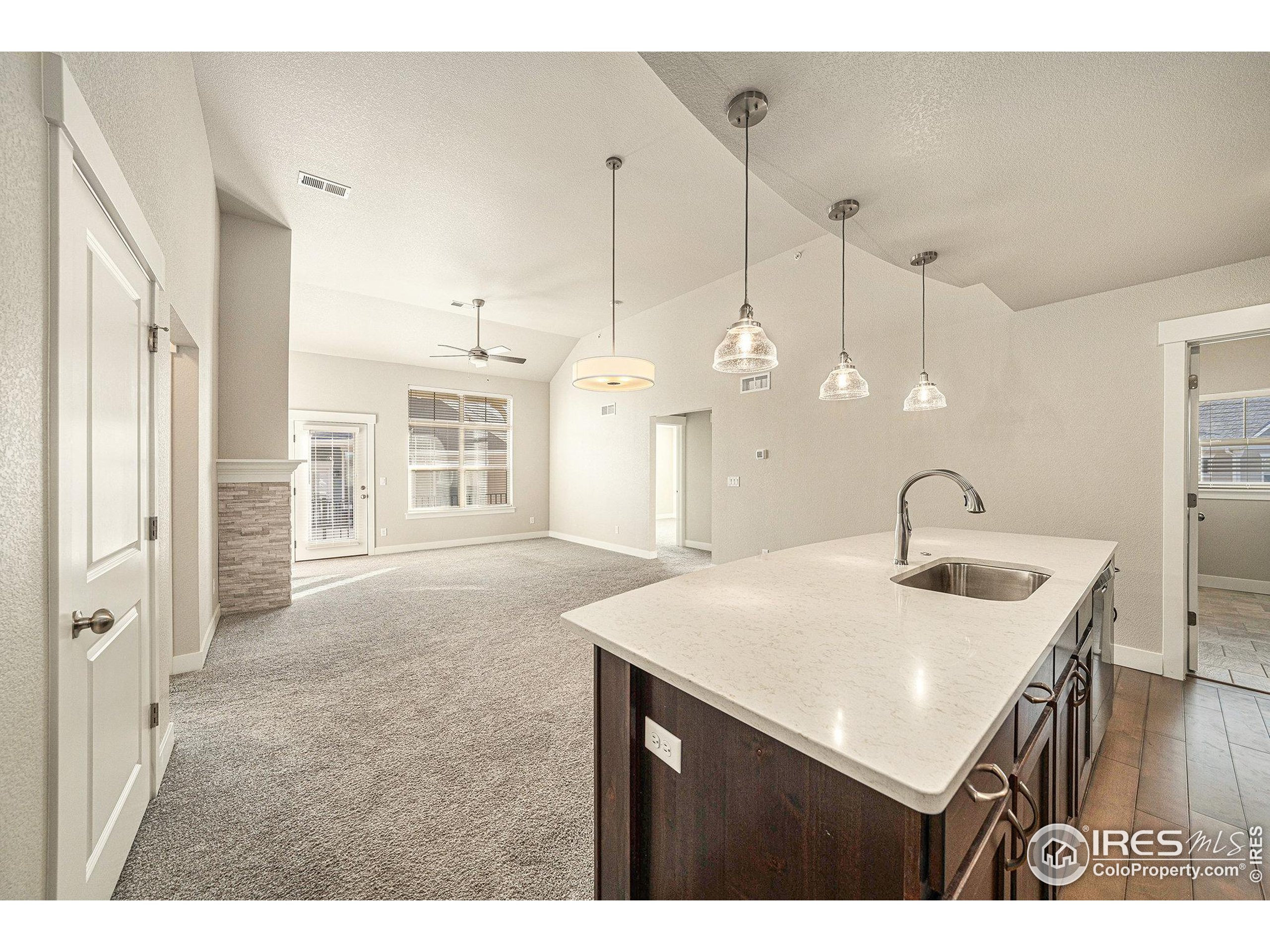 4662 Hahns Peak Dr 301