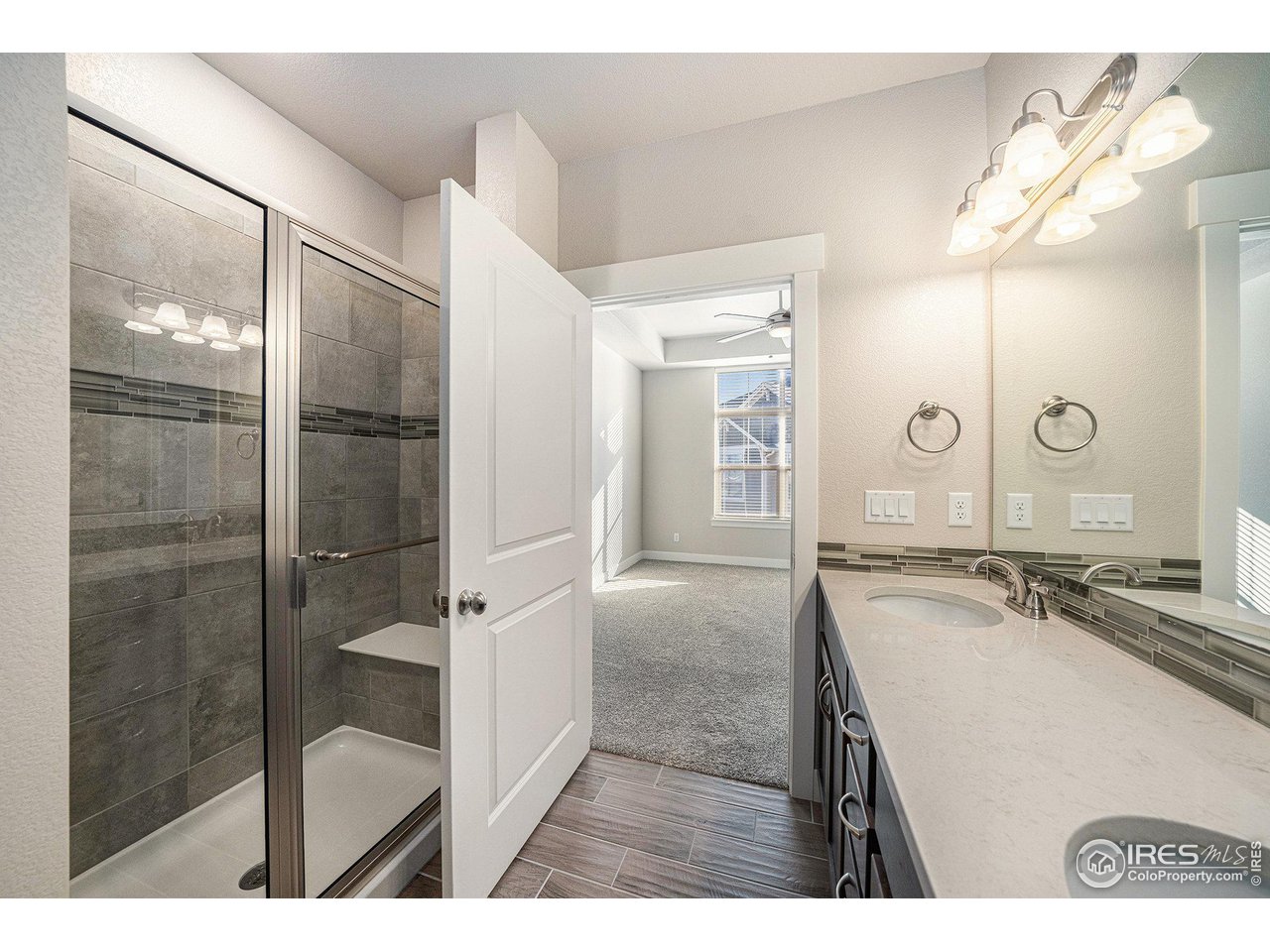 4662 Hahns Peak Dr 301