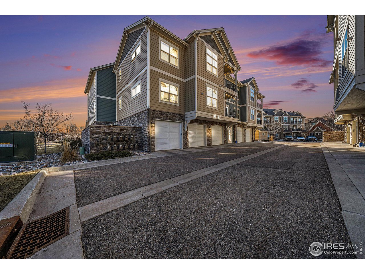 4662 Hahns Peak Dr 301