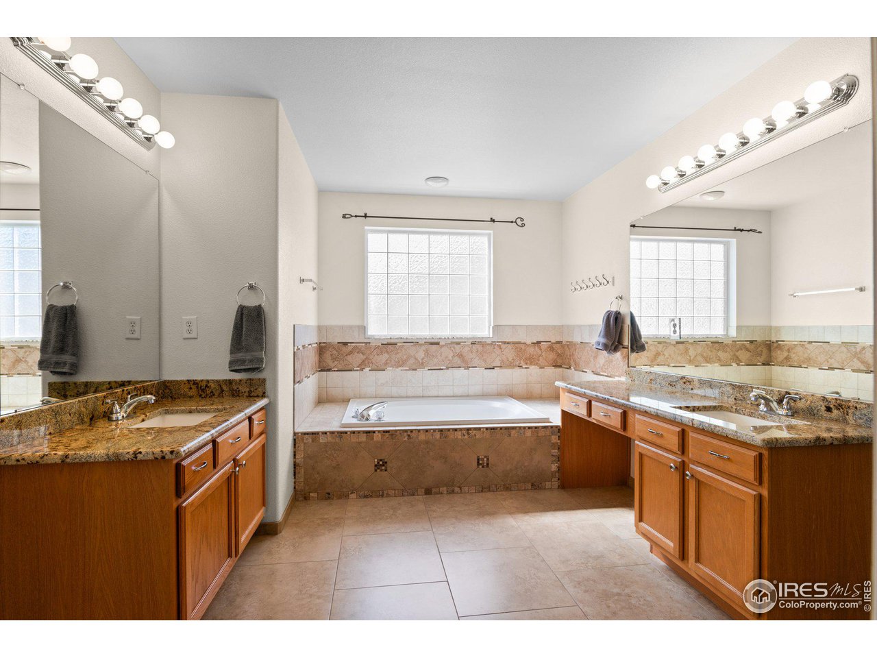 13723 Milwaukee Ct