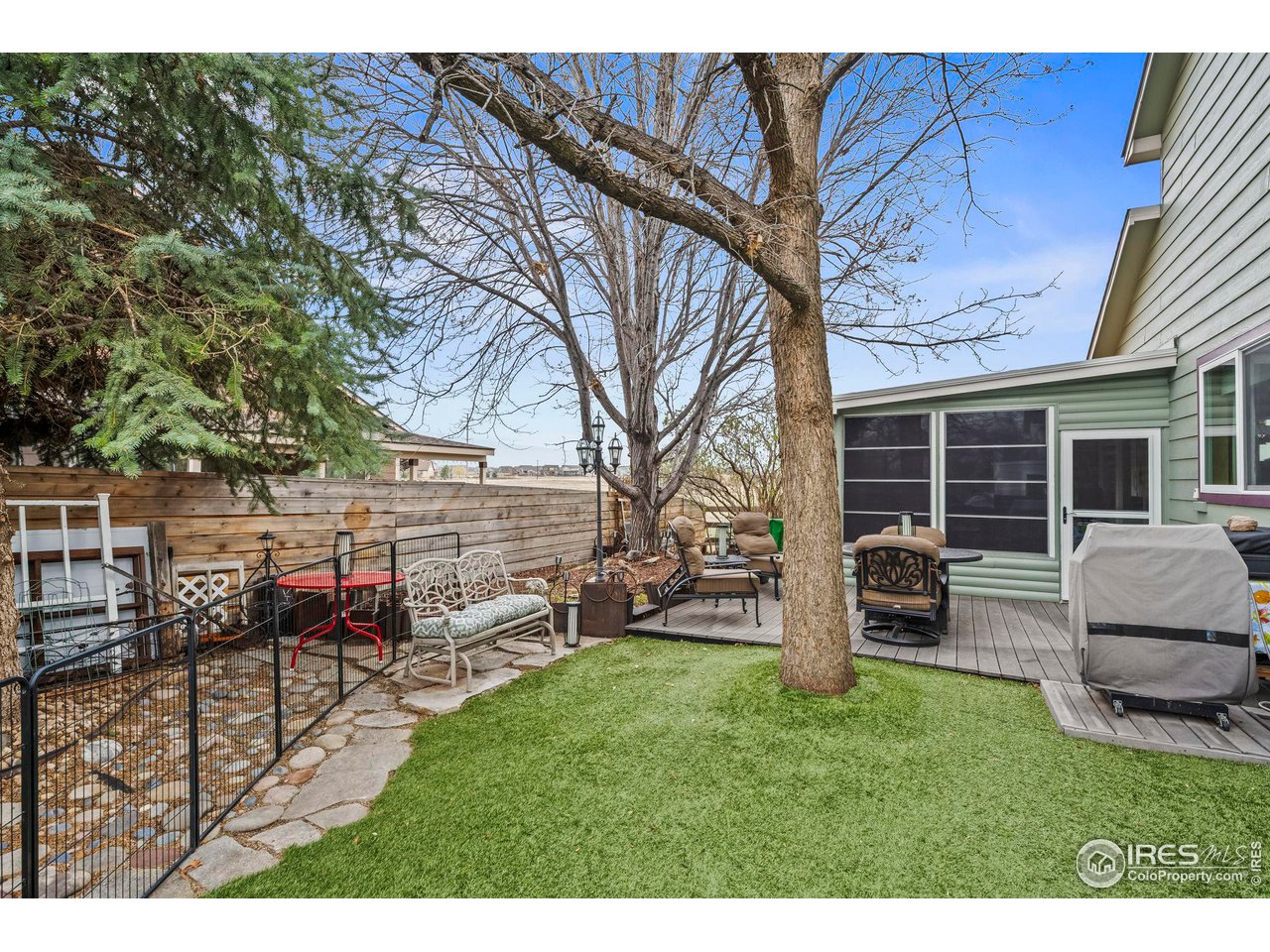 1151 S Davenport Ct
