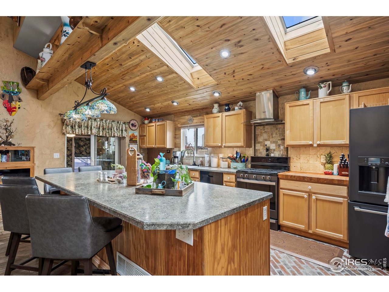 1151 S Davenport Ct