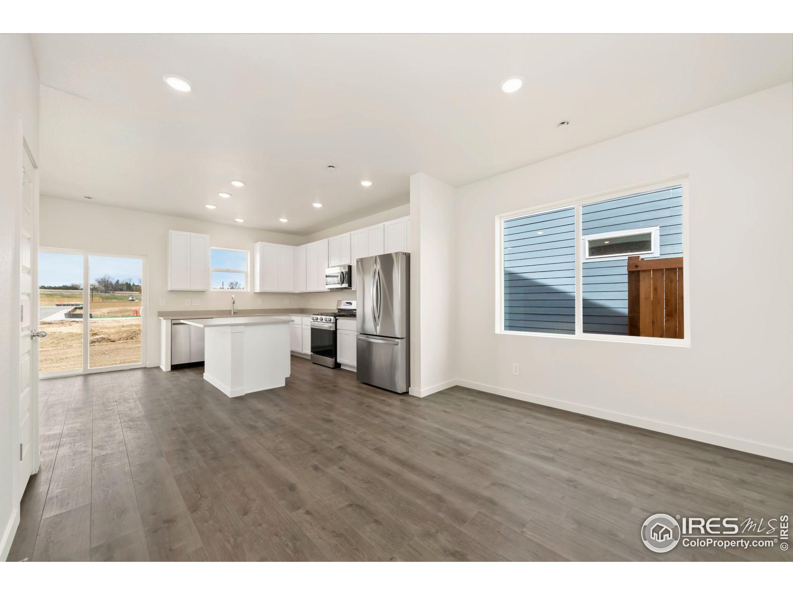 7137 Feather Reed Dr