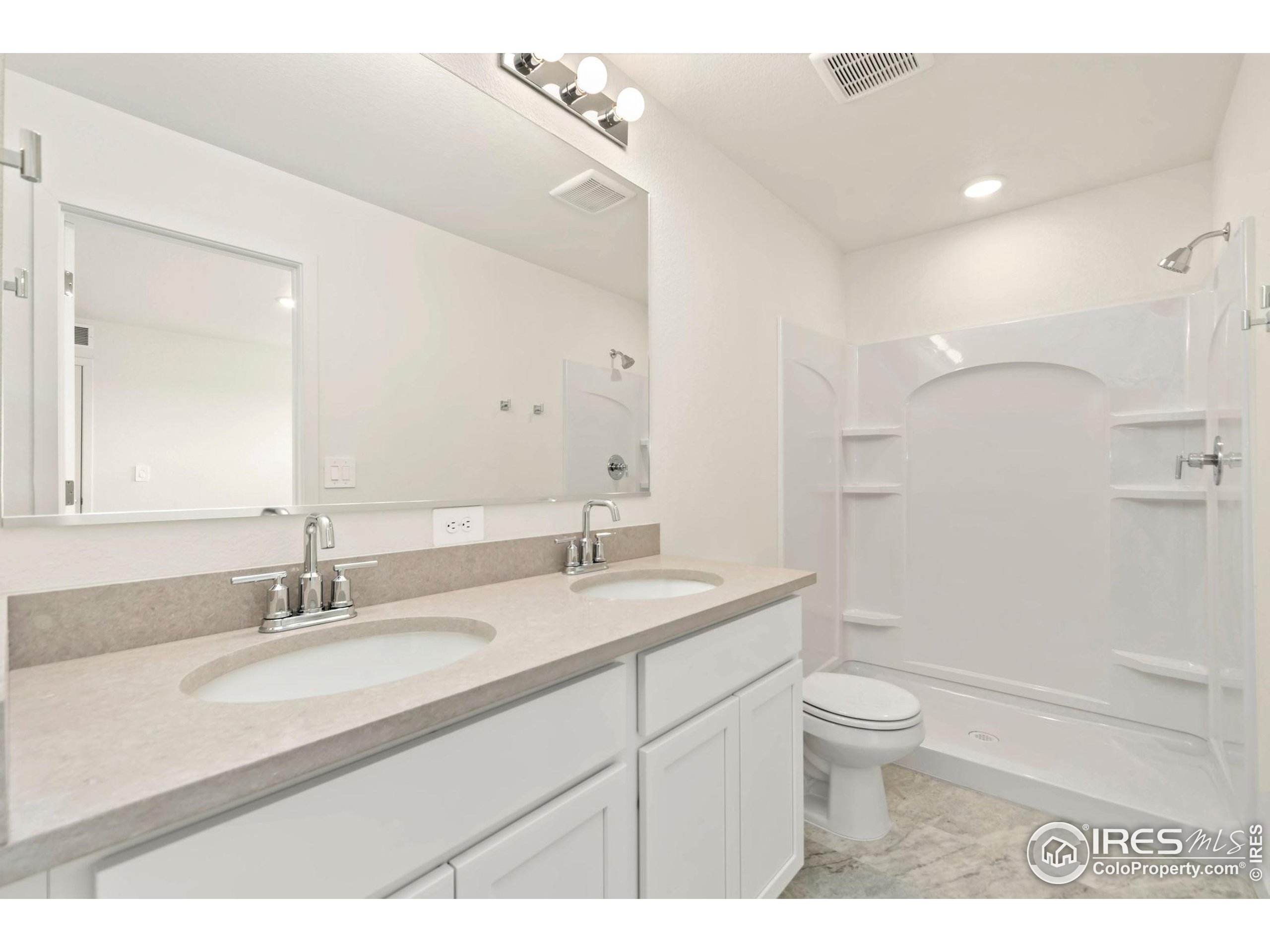 7137 Feather Reed Dr