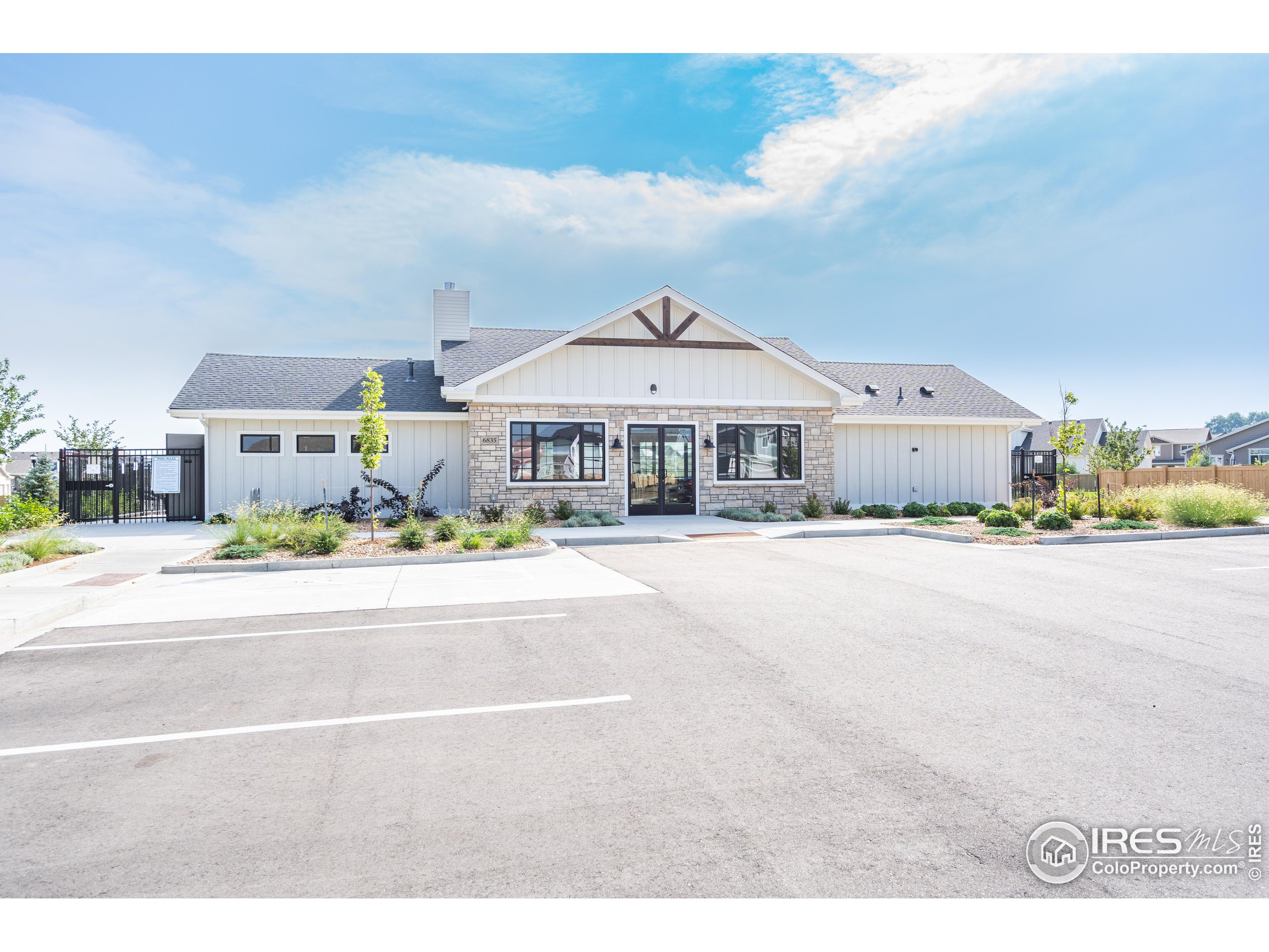 7137 Feather Reed Dr