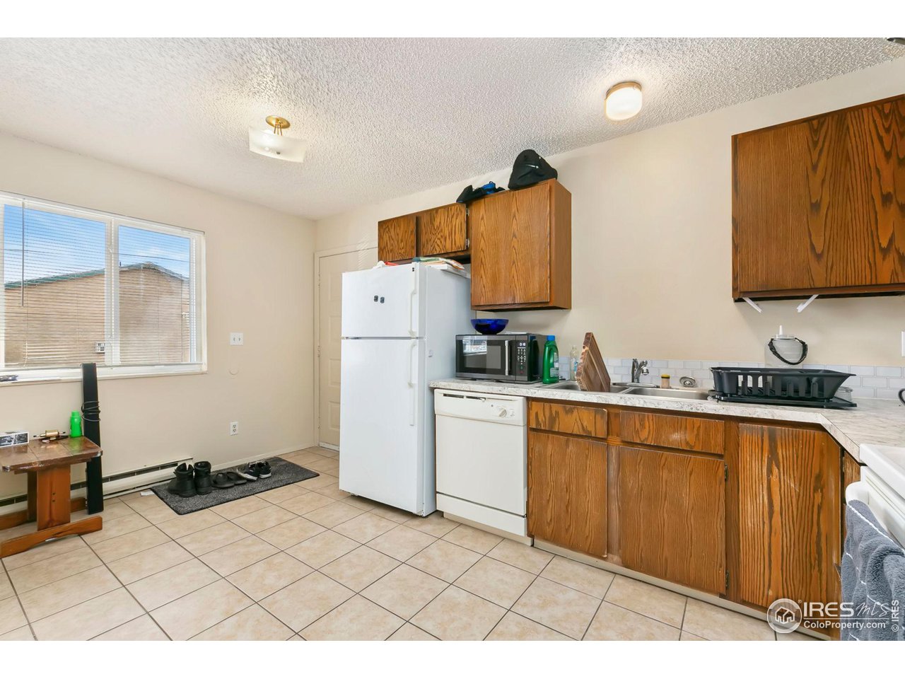 816 Stone Mountain Ct 1-6