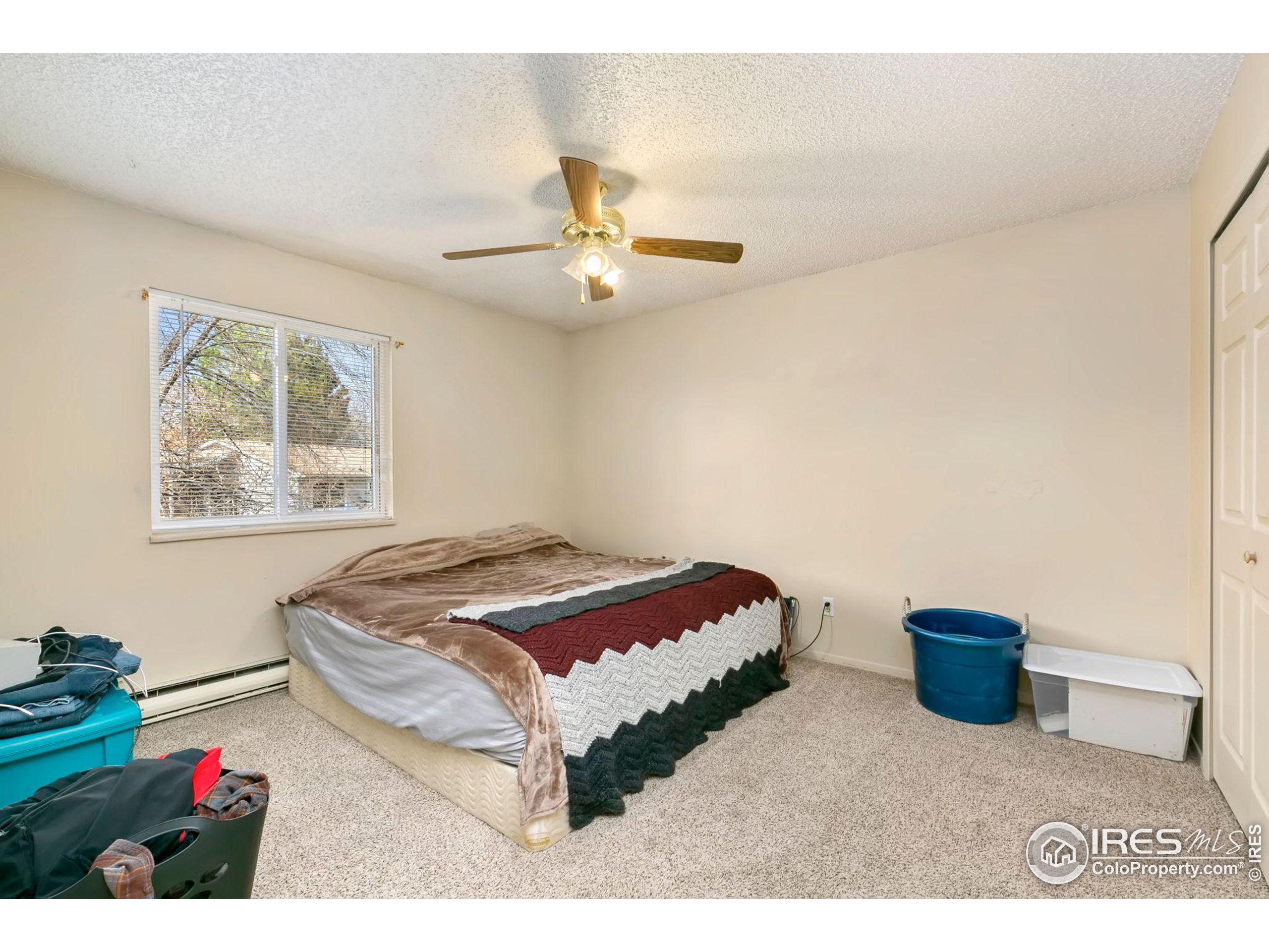 816 Stone Mountain Ct 1-6