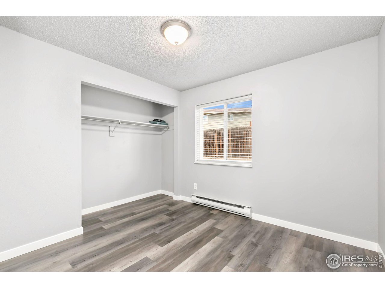 816 Stone Mountain Ct 1-6