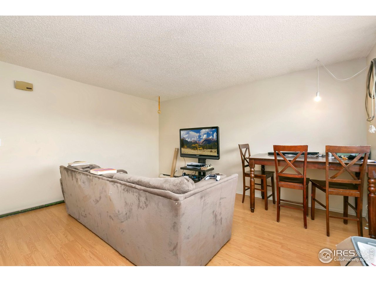 816 Stone Mountain Ct 1-6