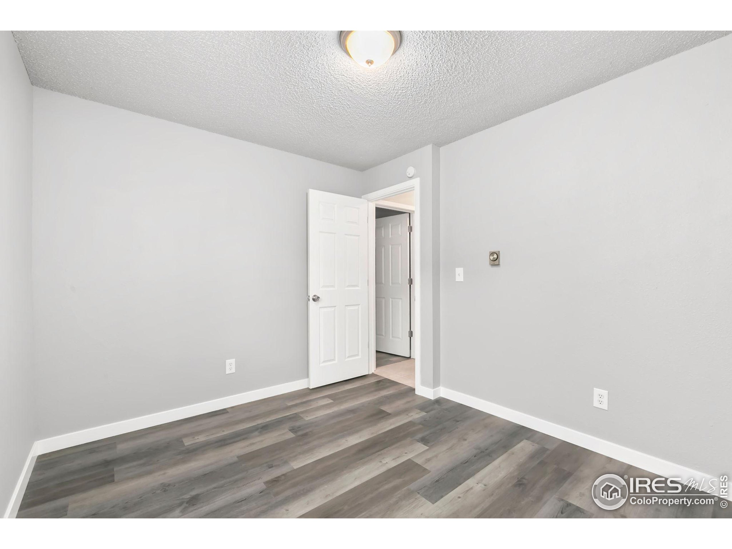 816 Stone Mountain Ct 1-6