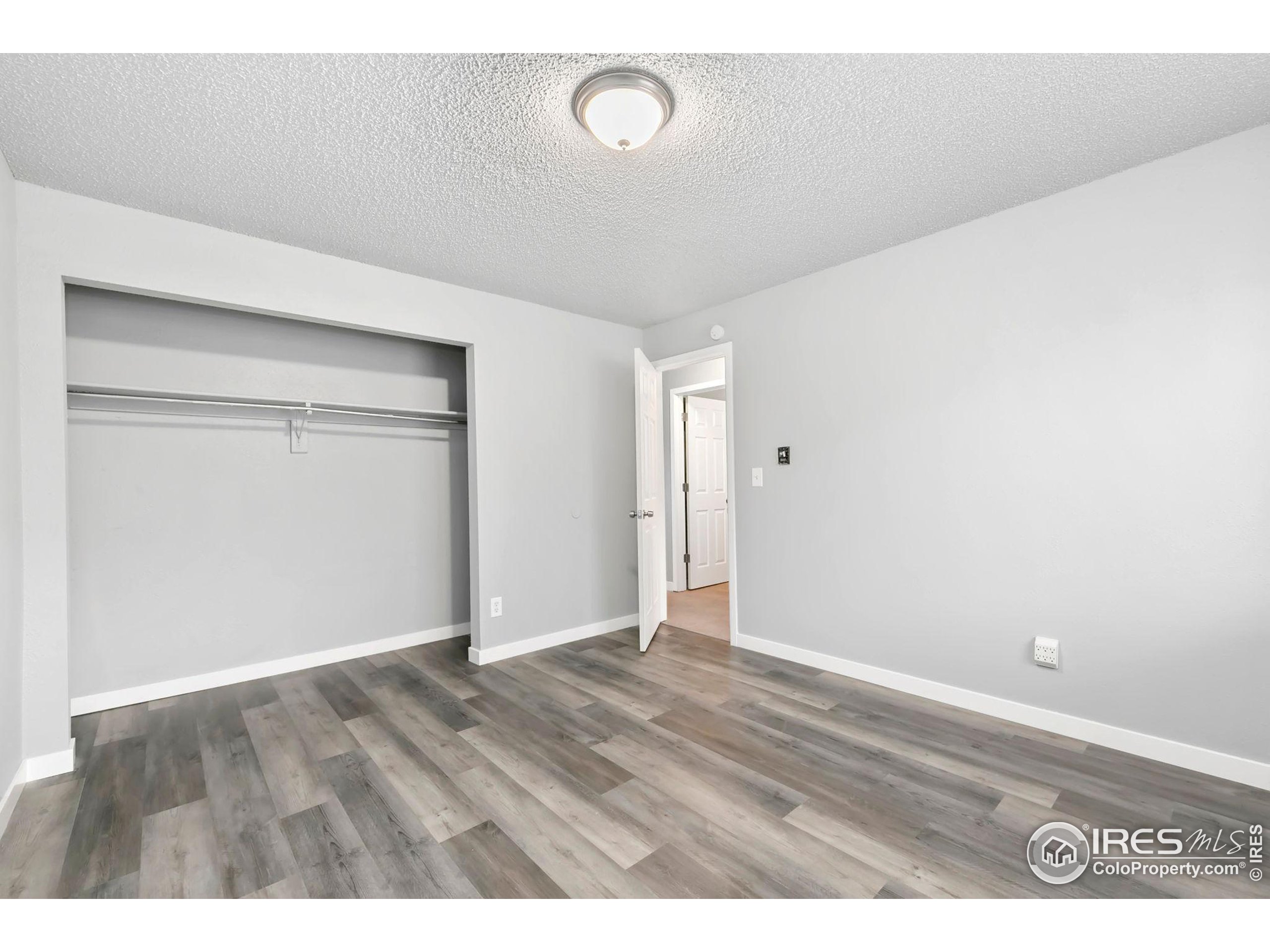 816 Stone Mountain Ct 1-6