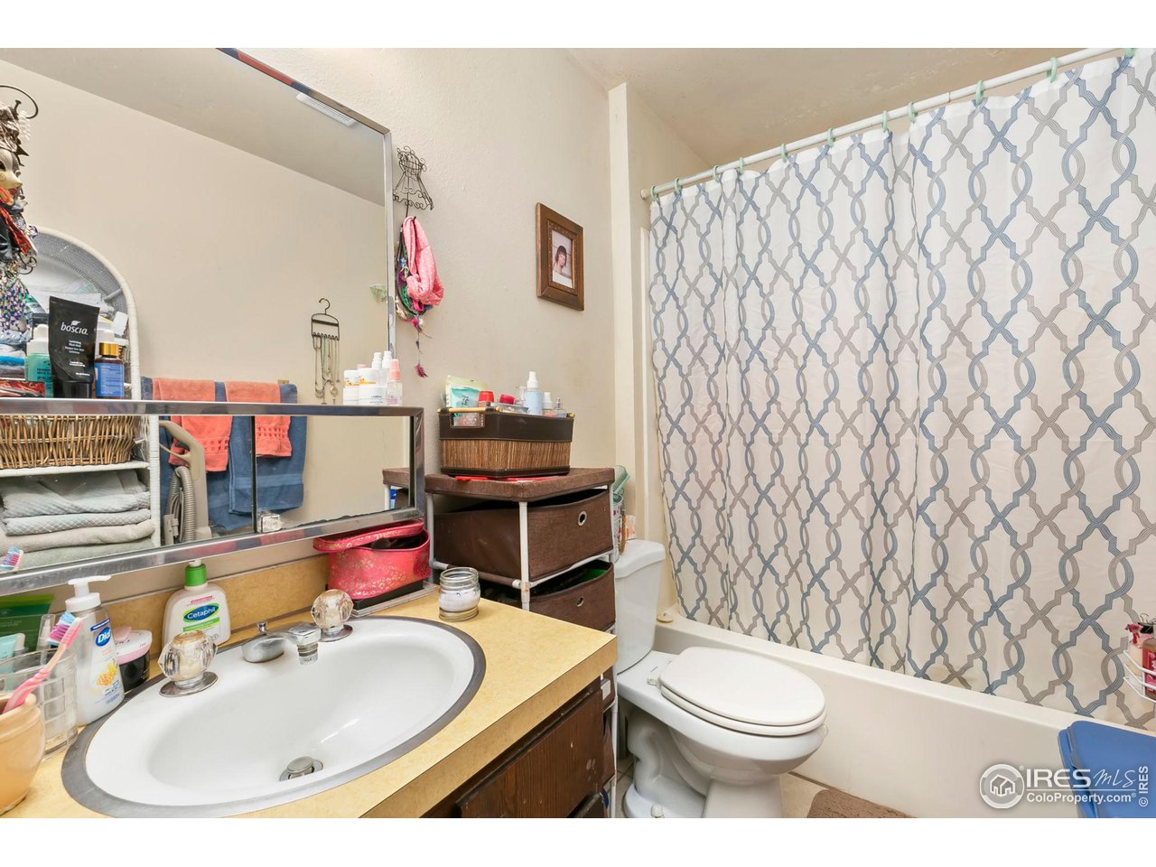 816 Stone Mountain Ct 1-6