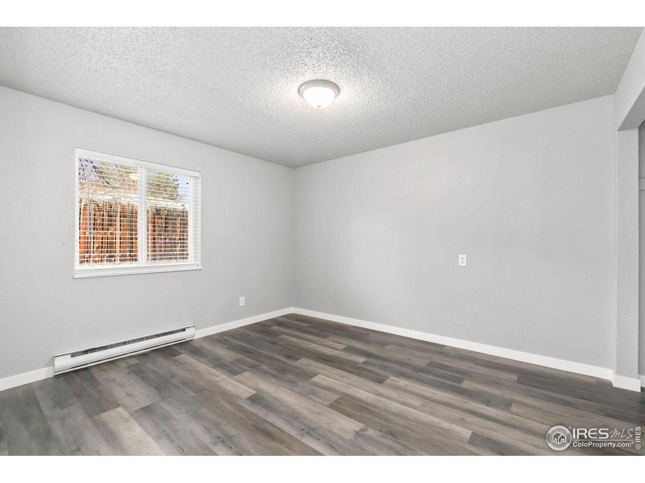 816 Stone Mountain Ct 1-6