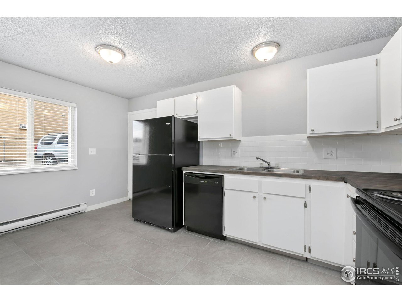 816 Stone Mountain Ct 1-6