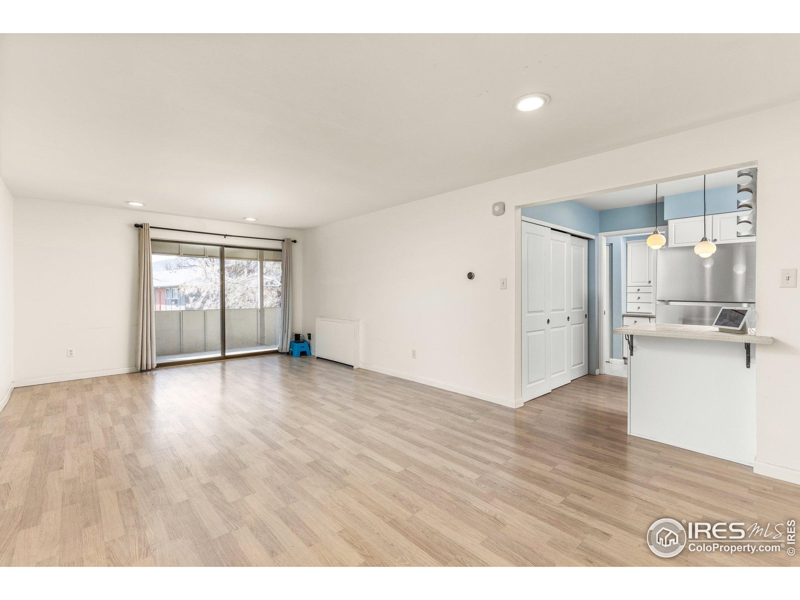 2227 Canyon Blvd 306A