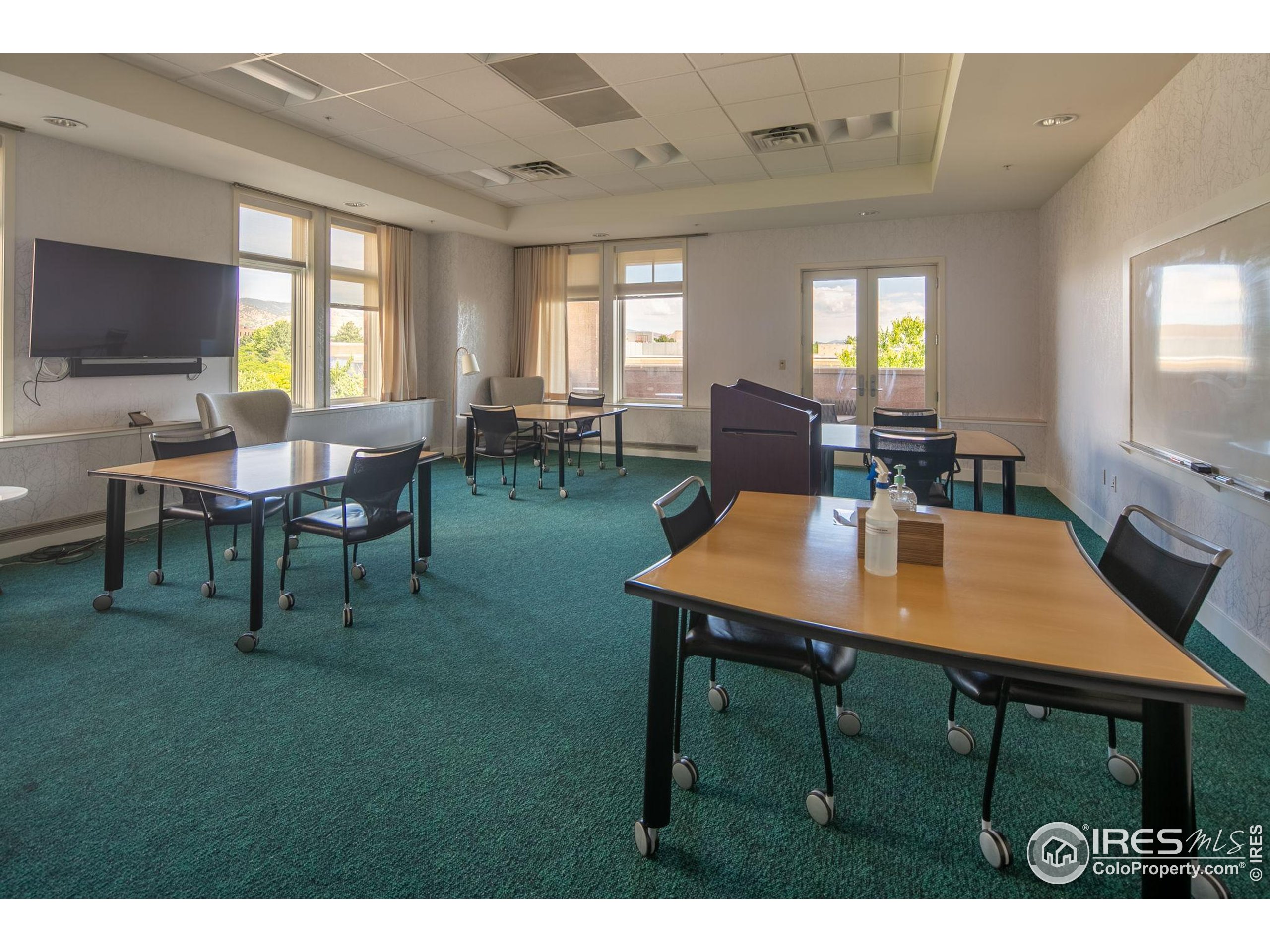 3601 Arapahoe Ave D-422