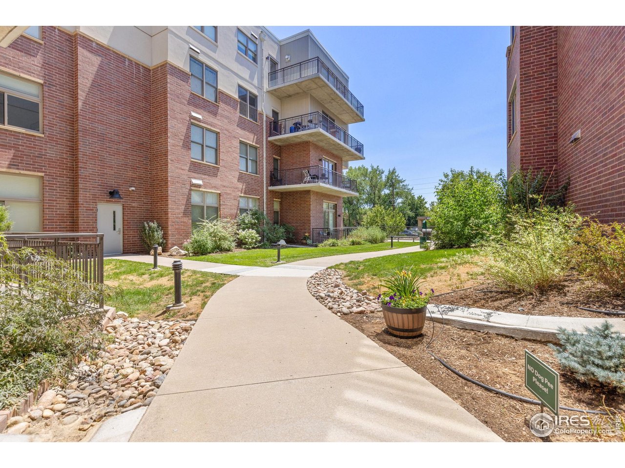 3601 Arapahoe Ave D-422