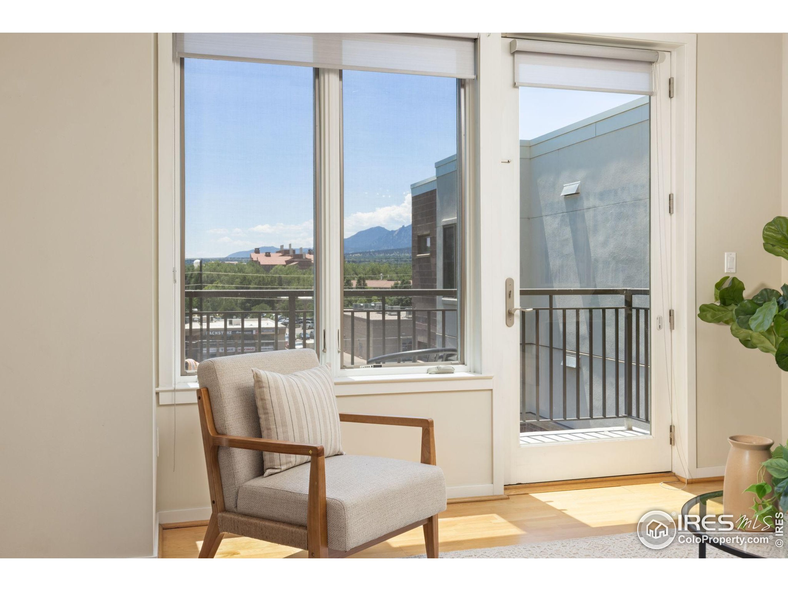 3601 Arapahoe Ave D-422