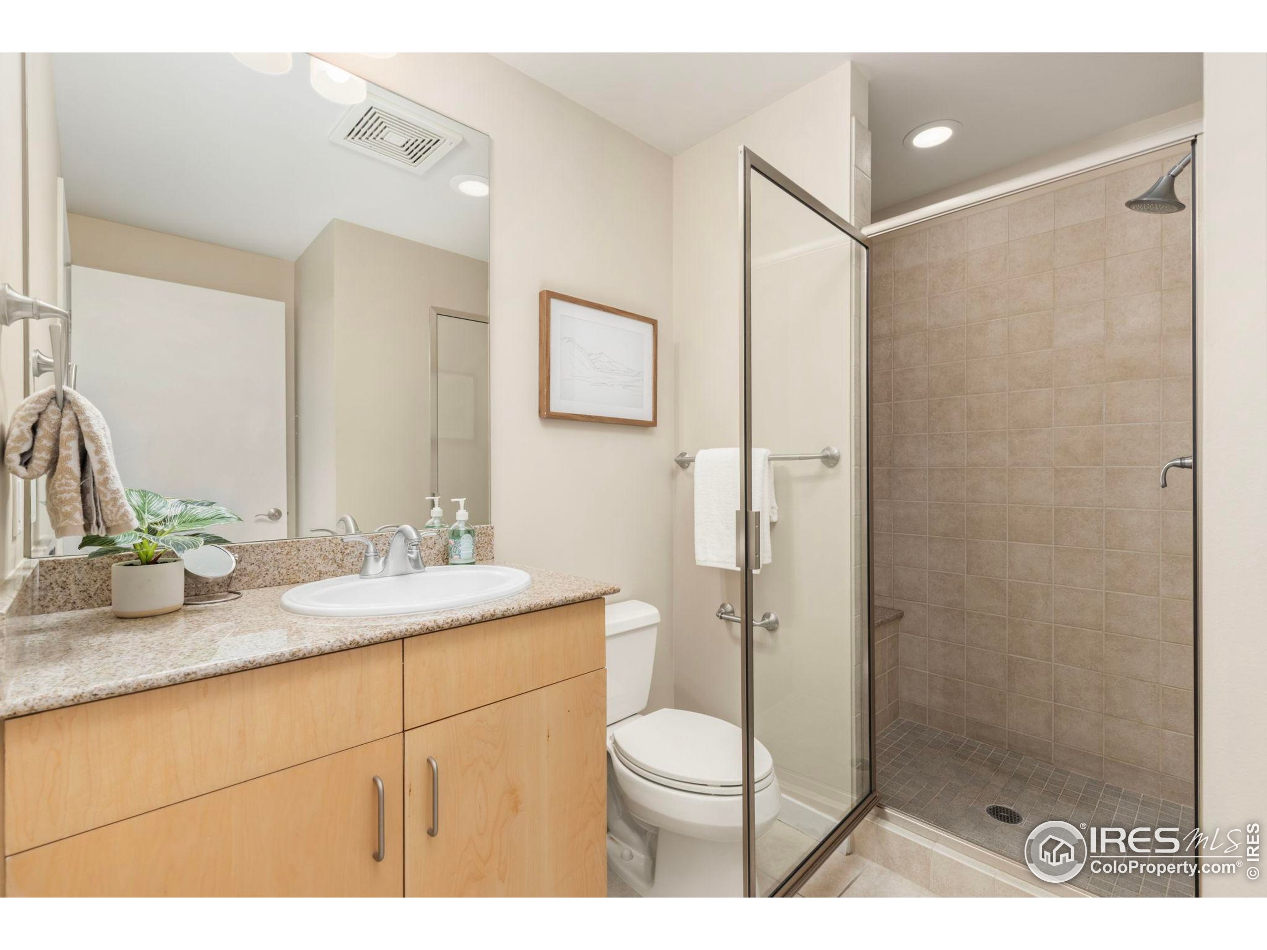 3601 Arapahoe Ave D-422