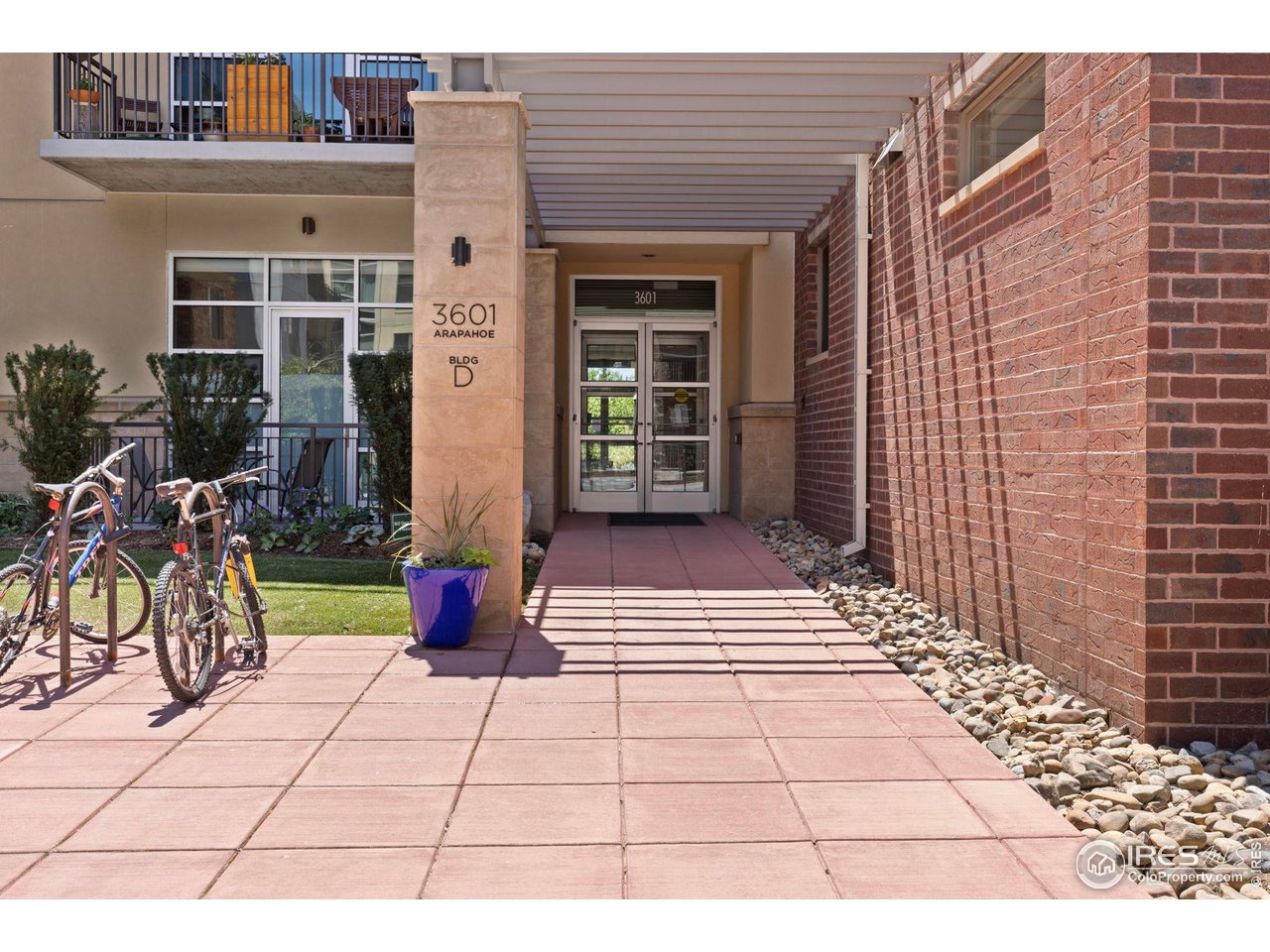 3601 Arapahoe Ave D-422
