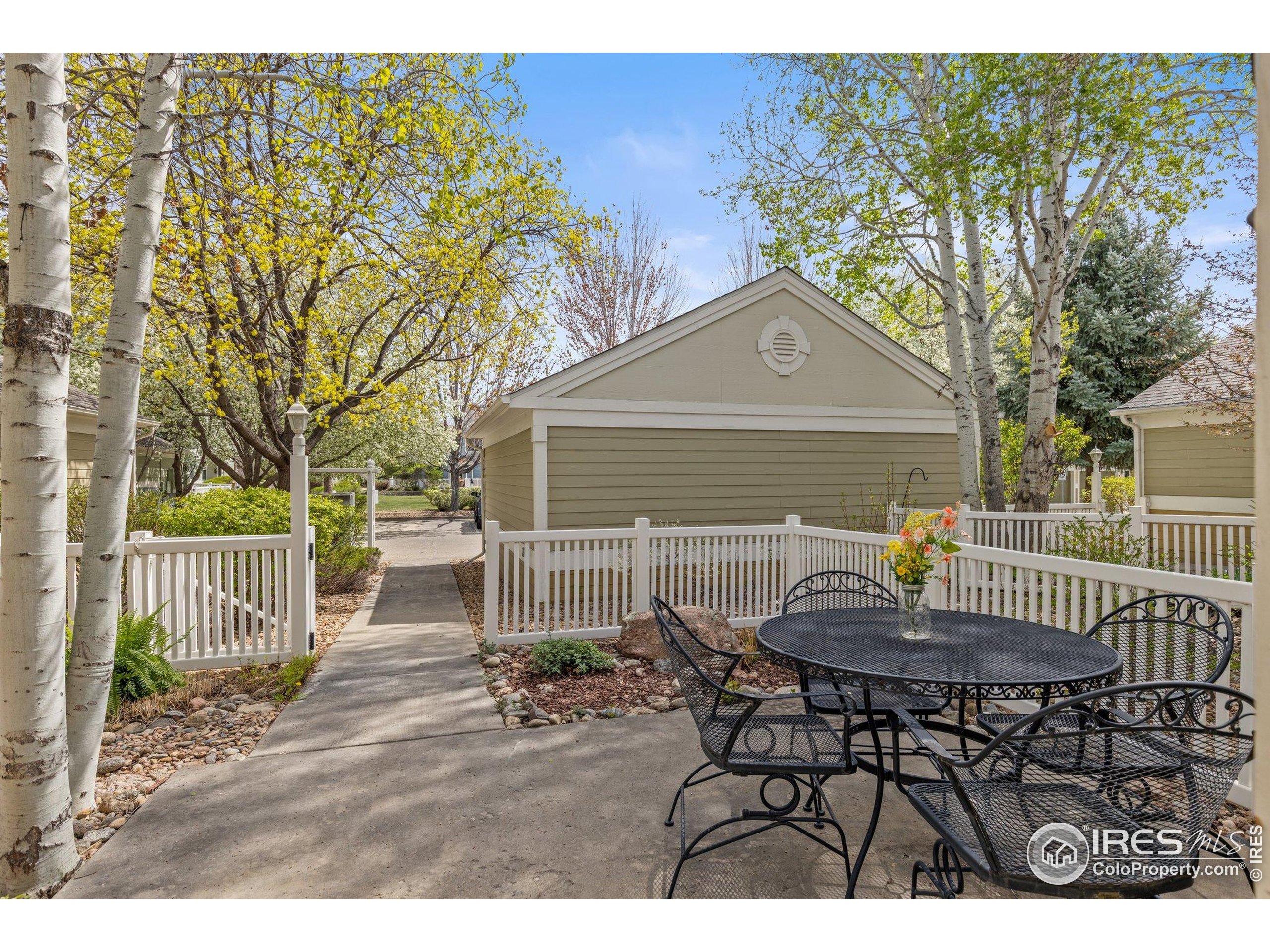 640 Gooseberry Dr 1103