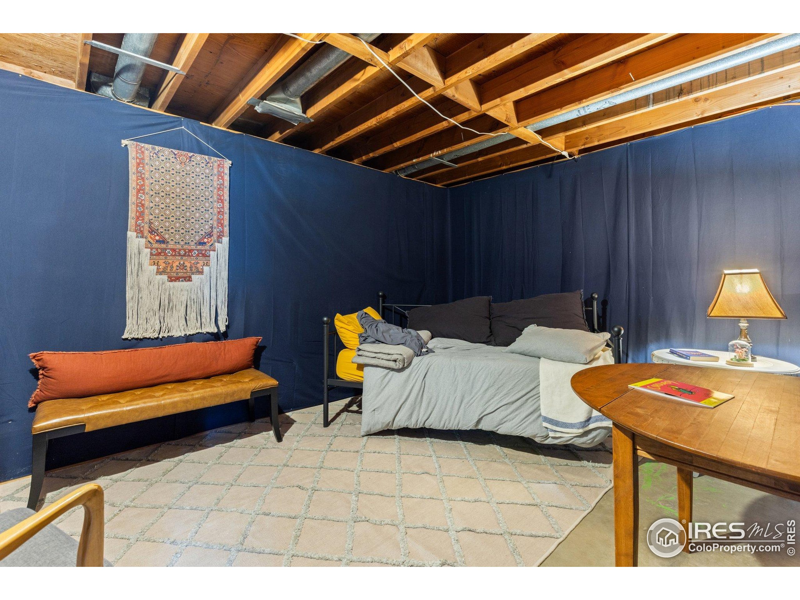 9951 Sierra Vista Rd