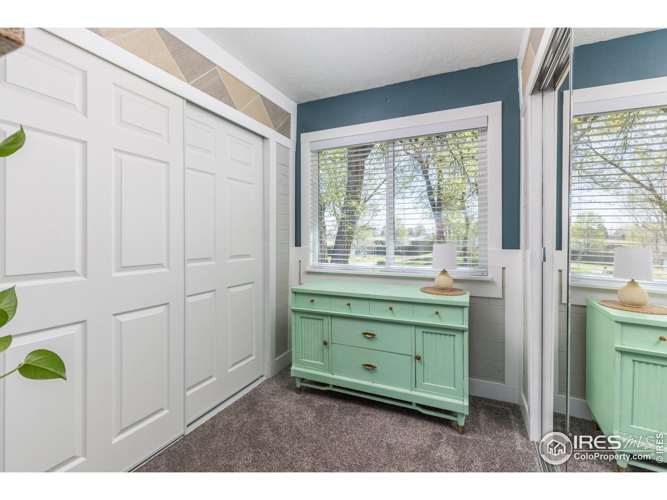 9951 Sierra Vista Rd