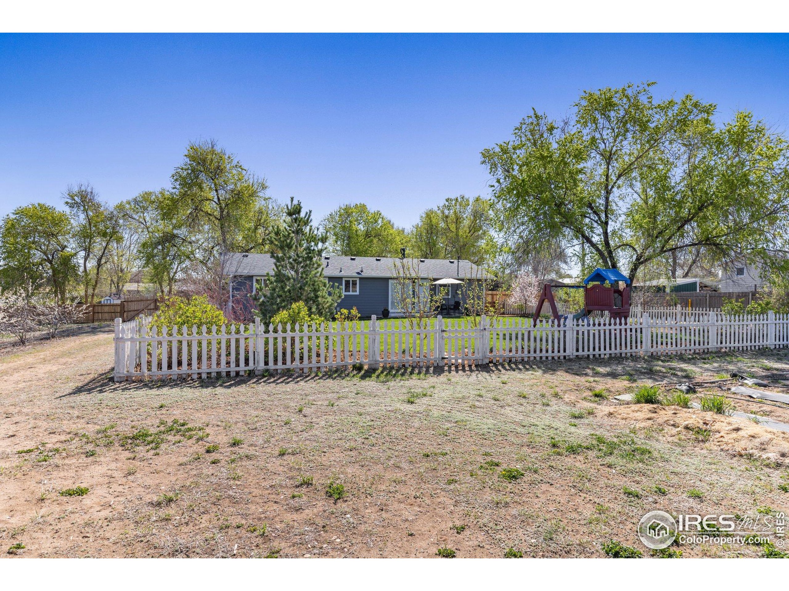 9951 Sierra Vista Rd