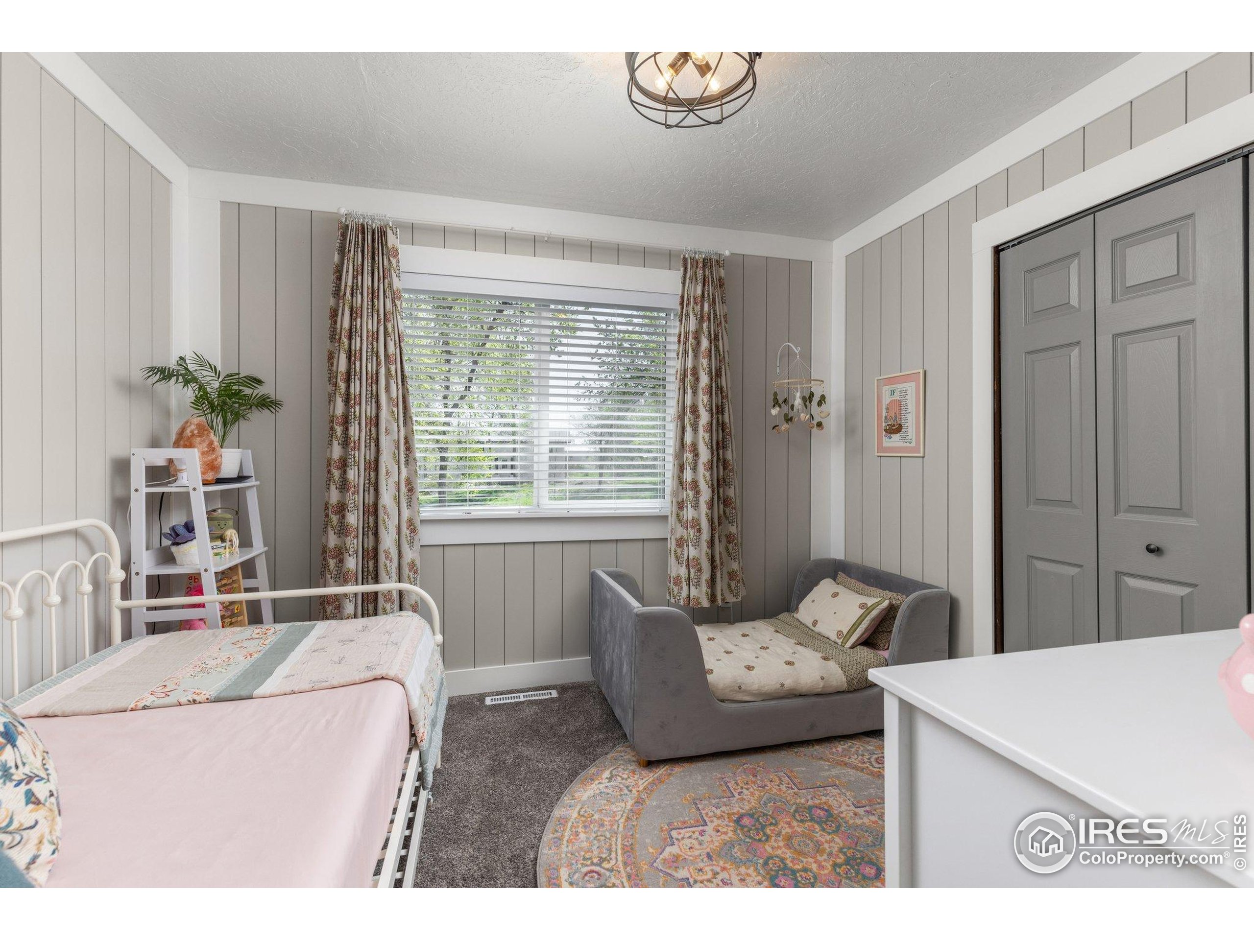 9951 Sierra Vista Rd