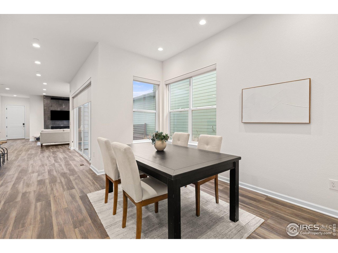 735 Discovery Pkwy