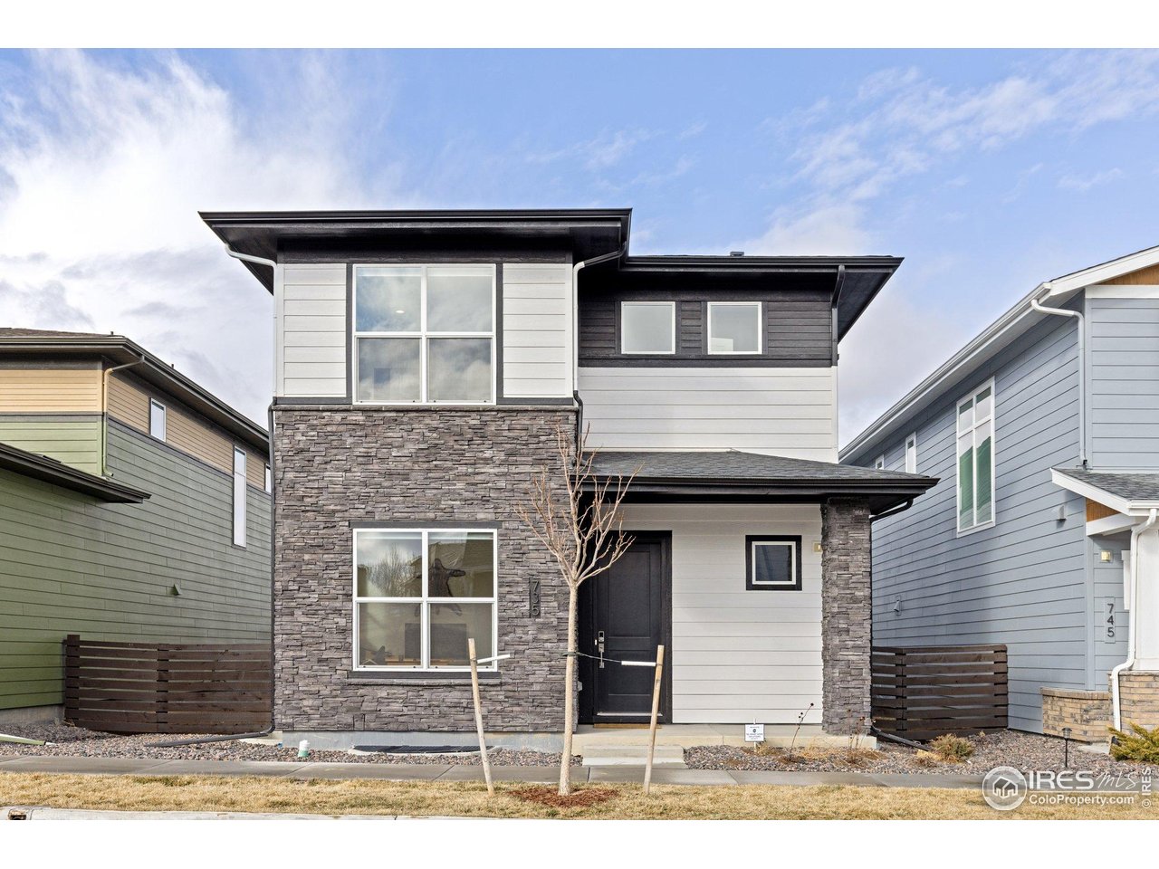 735 Discovery Pkwy