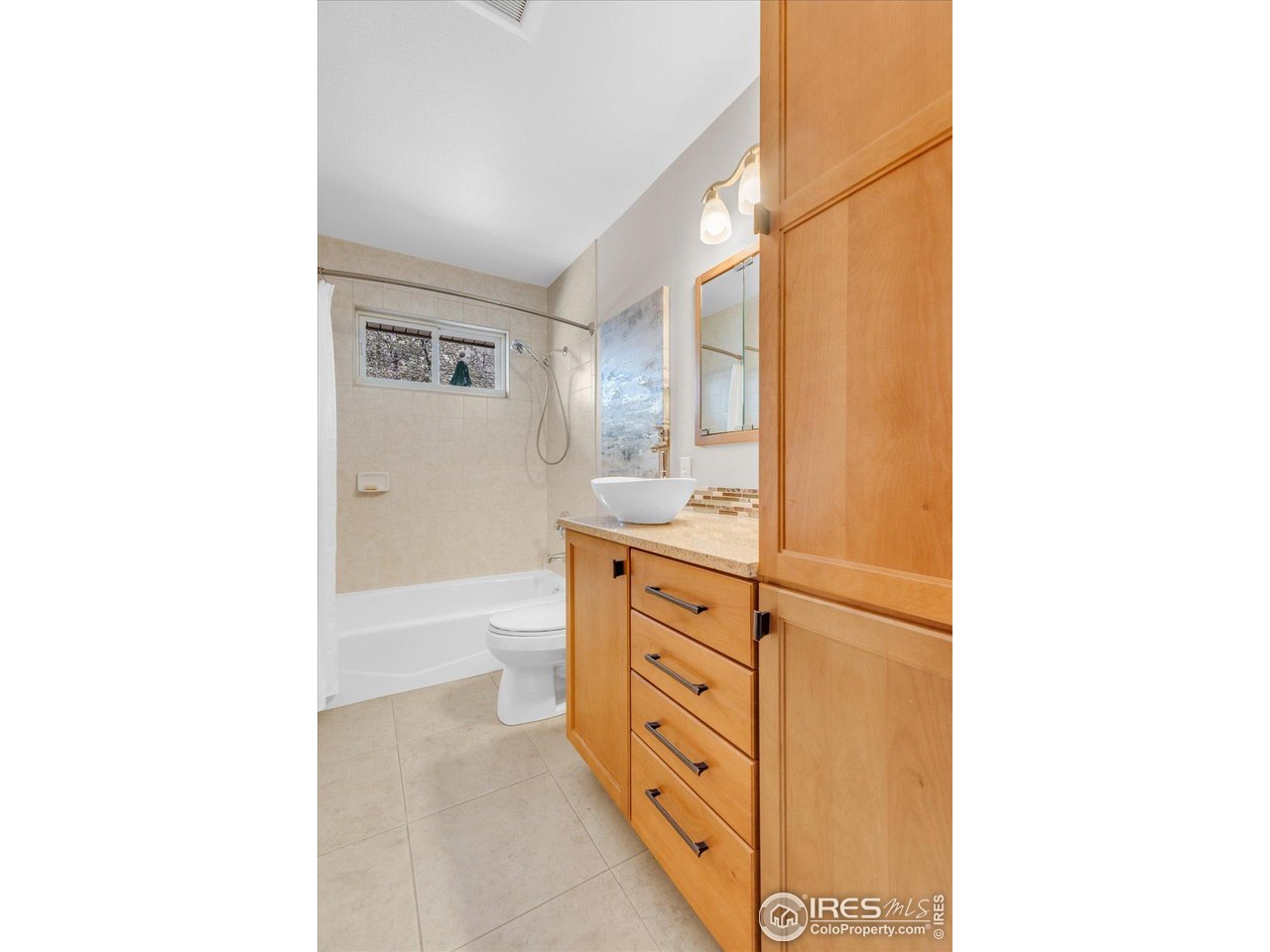 195 S 35th St