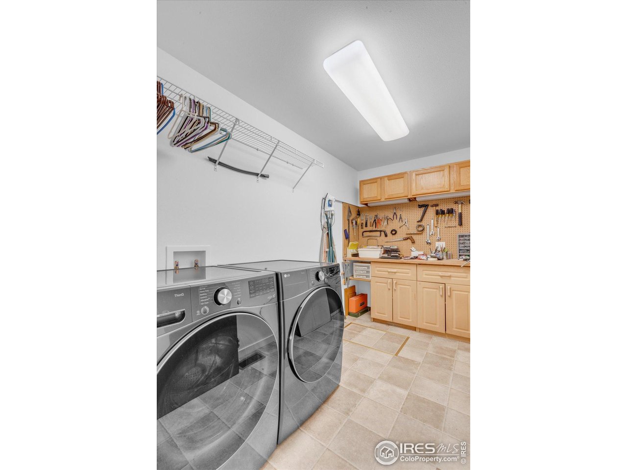 195 S 35th St