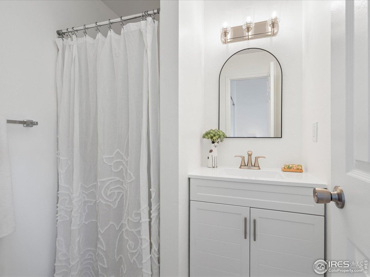 40 S Boulder Cir Unit: 4033