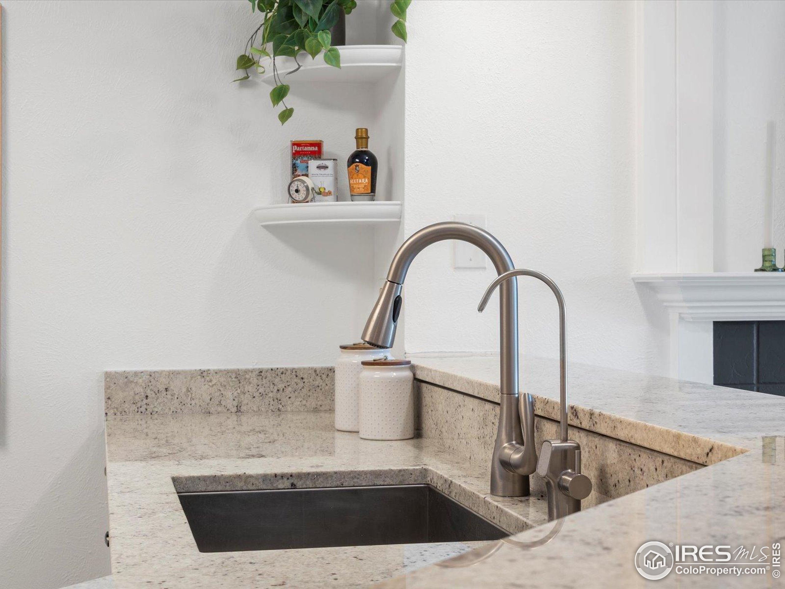 40 S Boulder Cir Unit: 4033