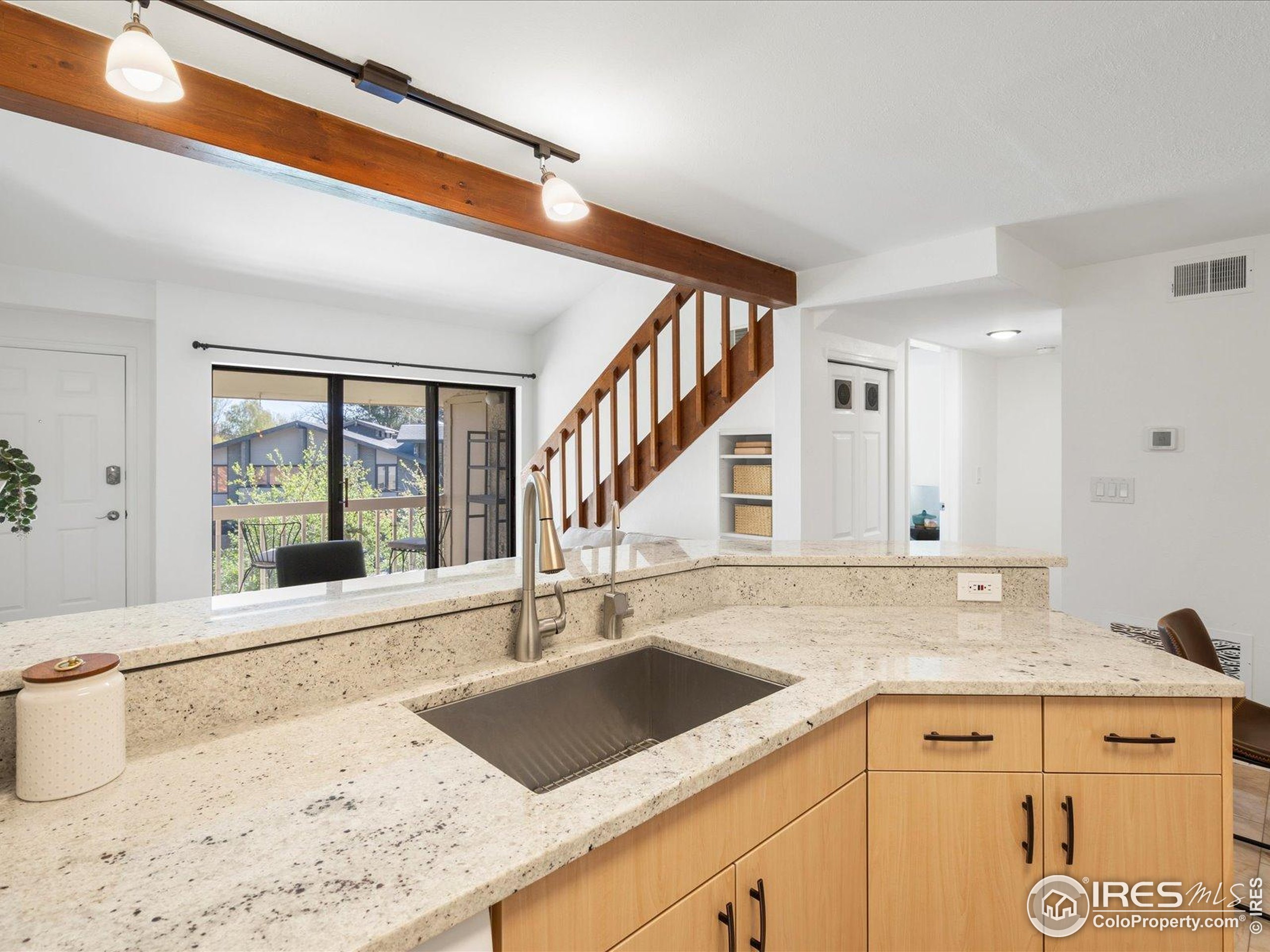 40 S Boulder Cir Unit: 4033