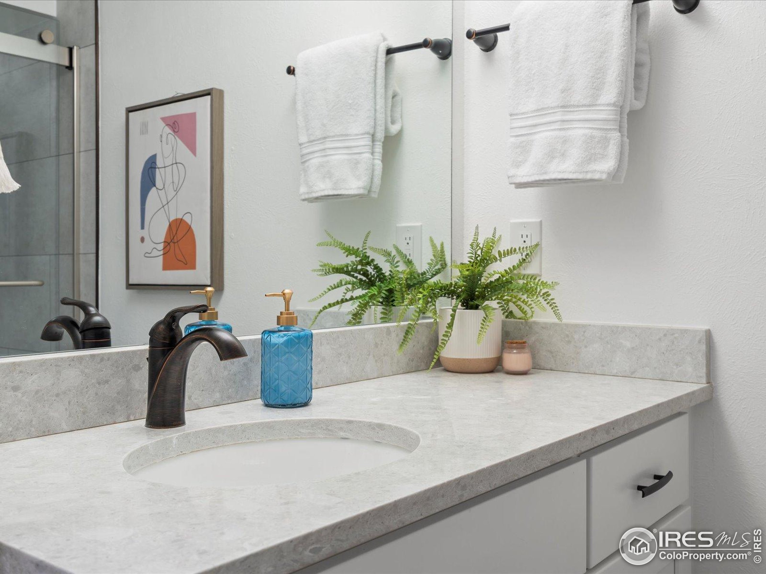 40 S Boulder Cir Unit: 4033