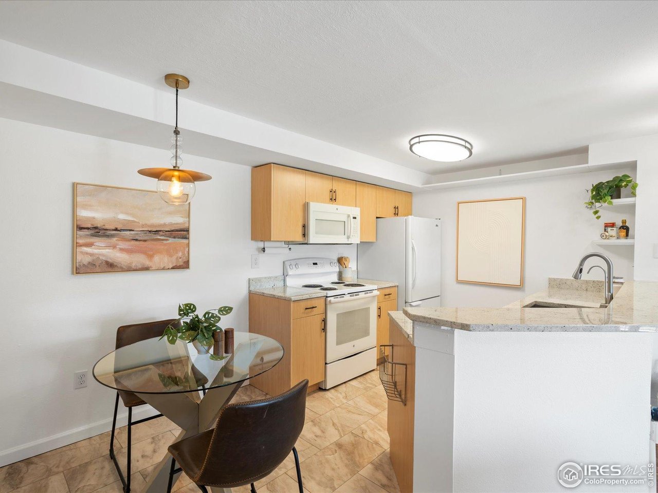 40 S Boulder Cir Unit: 4033