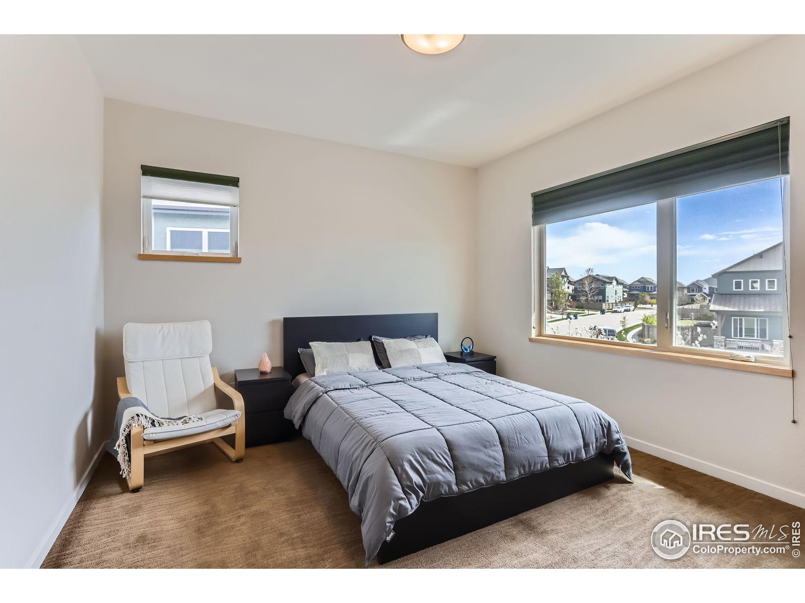 1833 Sweet Clover Ln