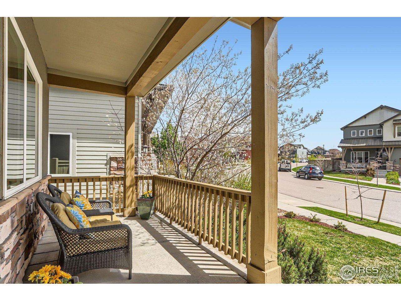 1833 Sweet Clover Ln