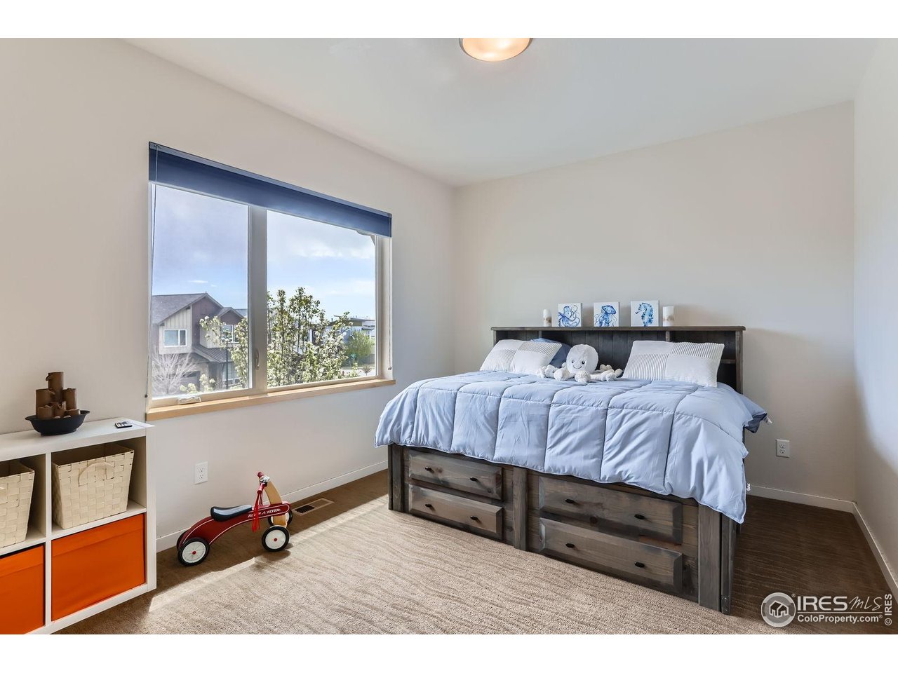 1833 Sweet Clover Ln