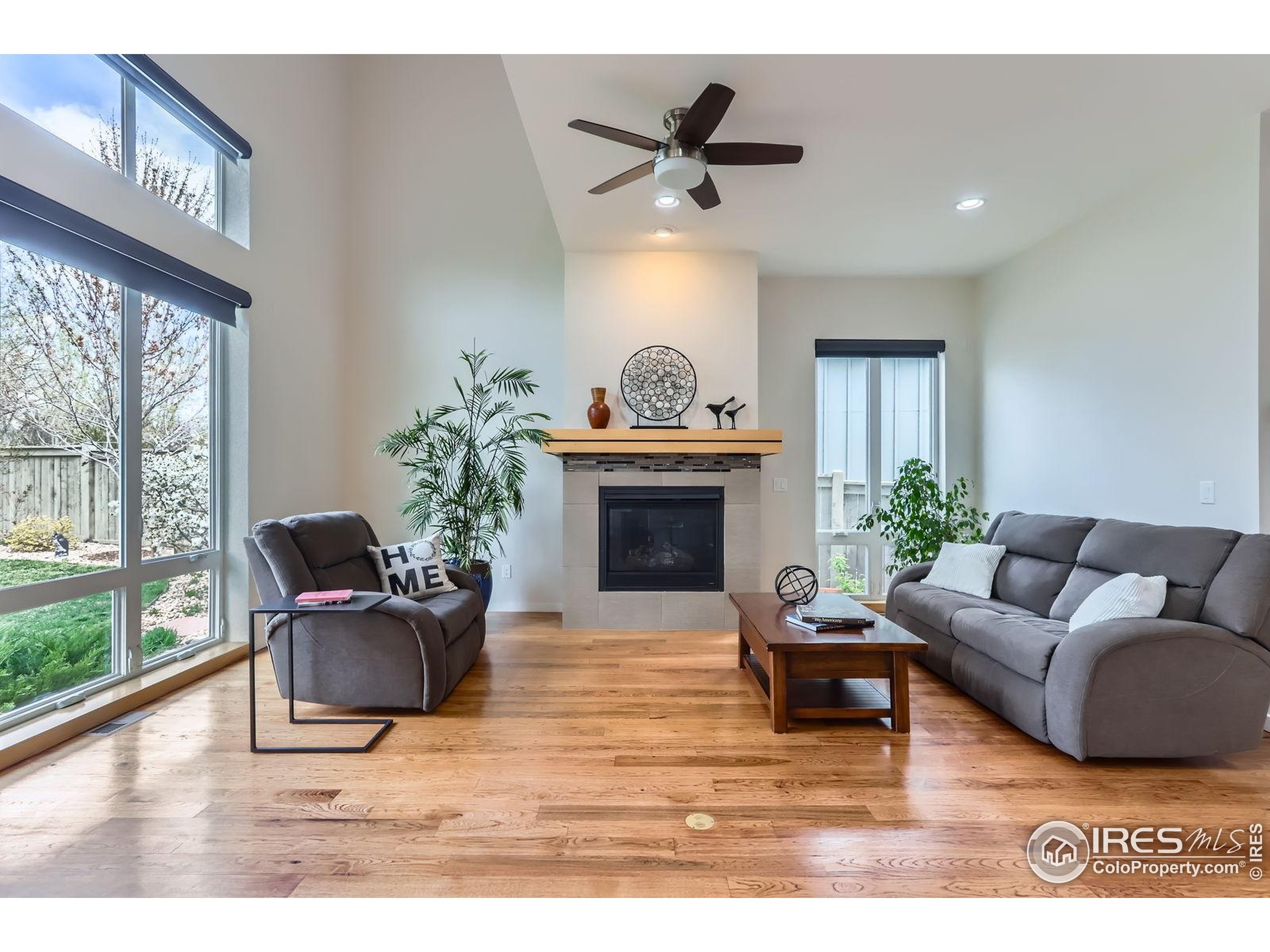 1833 Sweet Clover Ln