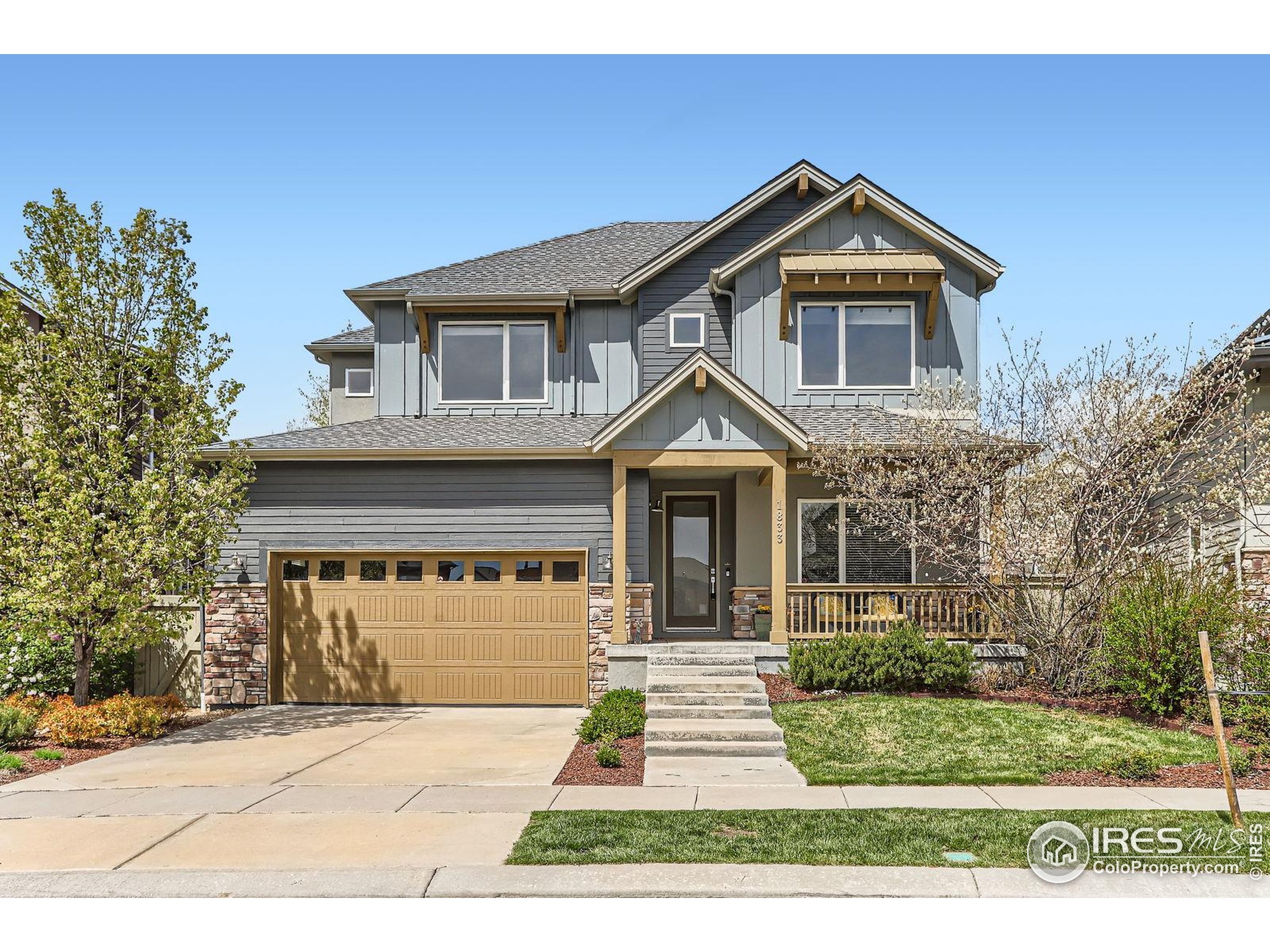 1833 Sweet Clover Ln