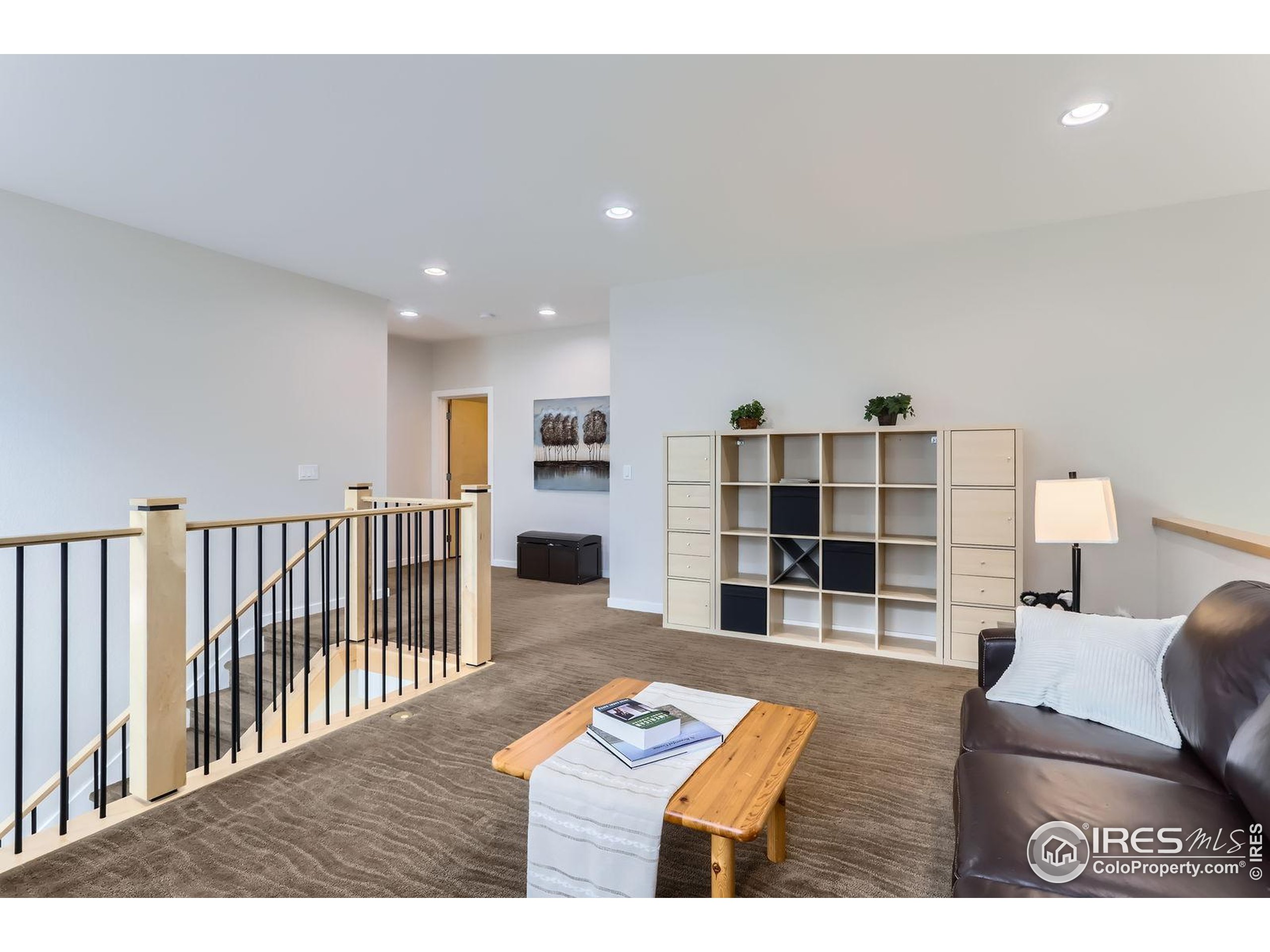 1833 Sweet Clover Ln