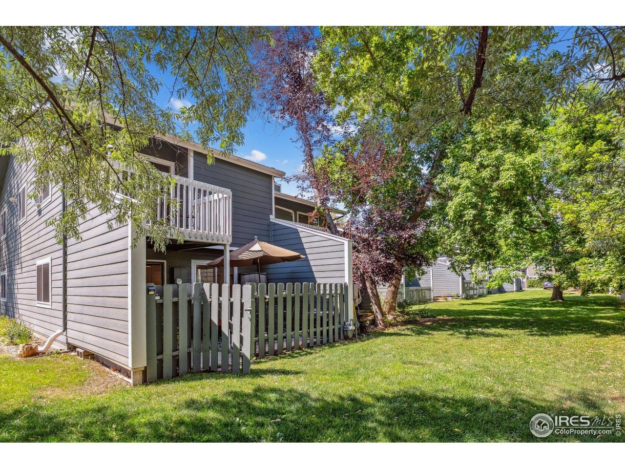 2950 Glenwood Dr