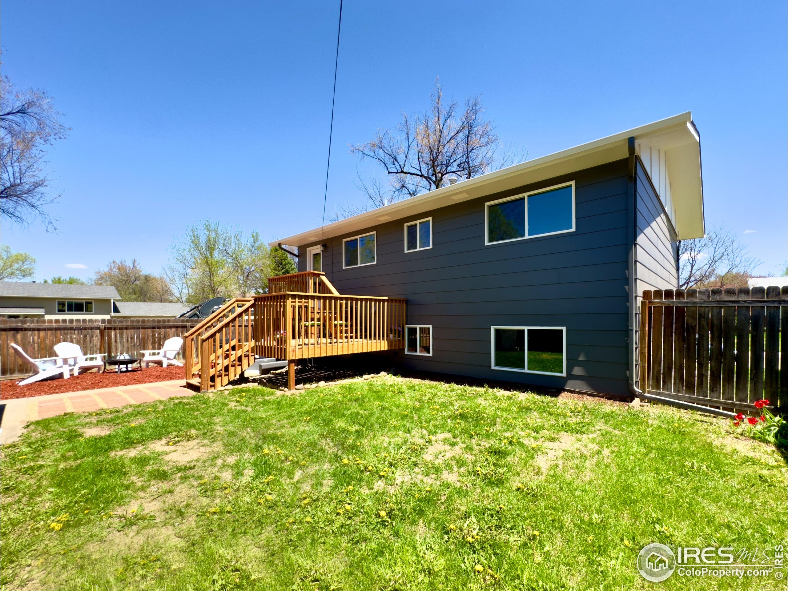 237 Clover Ln