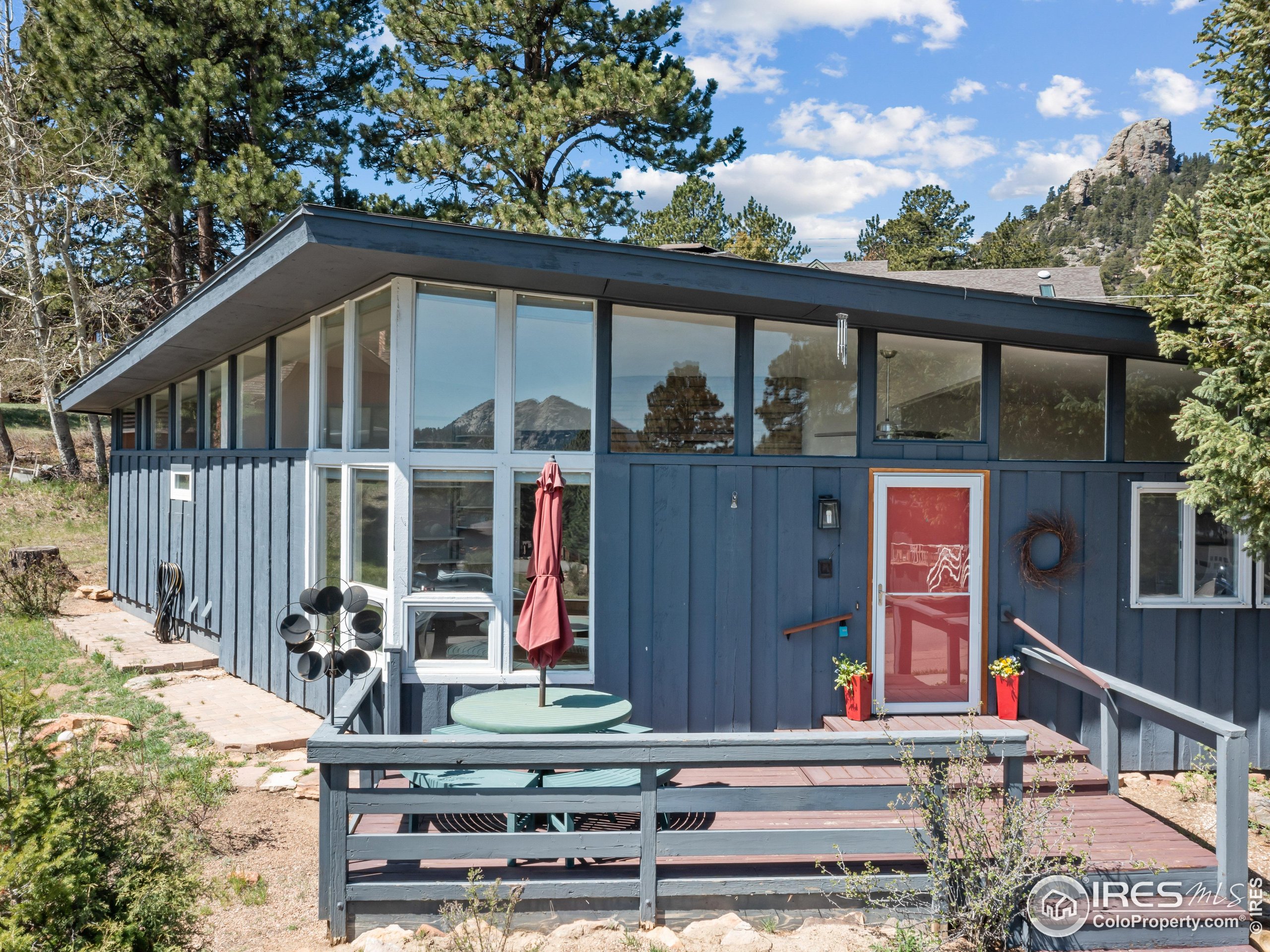 1411 Vail Ct